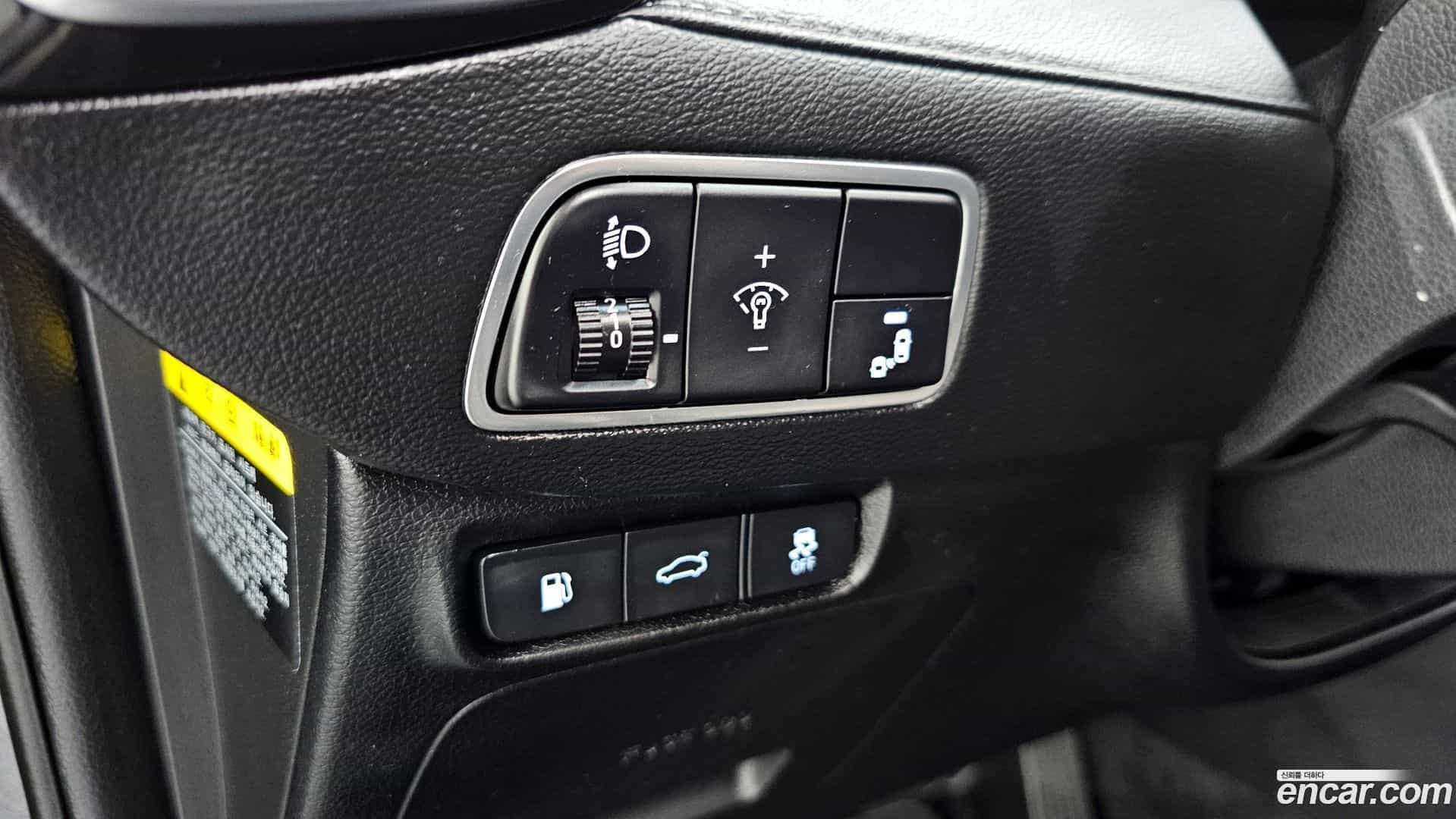 Grandeur Hyundai 2018.0-OPTION-018