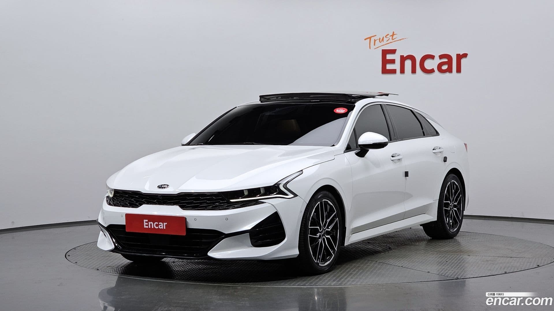 Main__Slider__Photo:K5 Kia 2021.4-0
