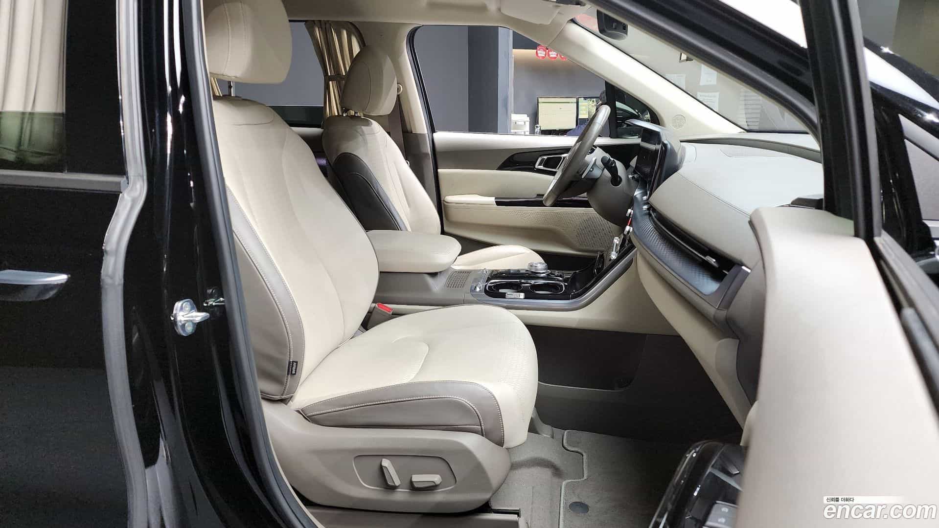 Canival Kia 2021.6-OPTION-015