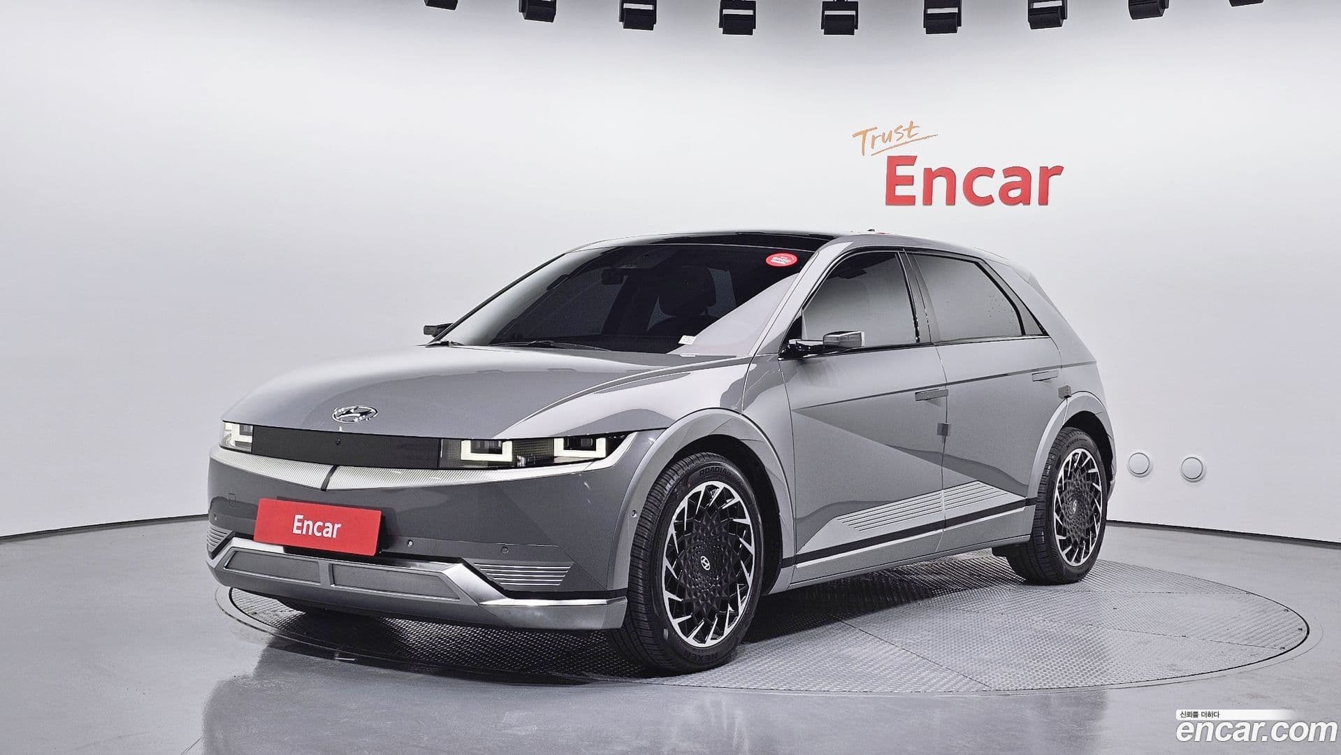 Main__Slider__Photo:Ioniq5 Hyundai 2022.10-0
