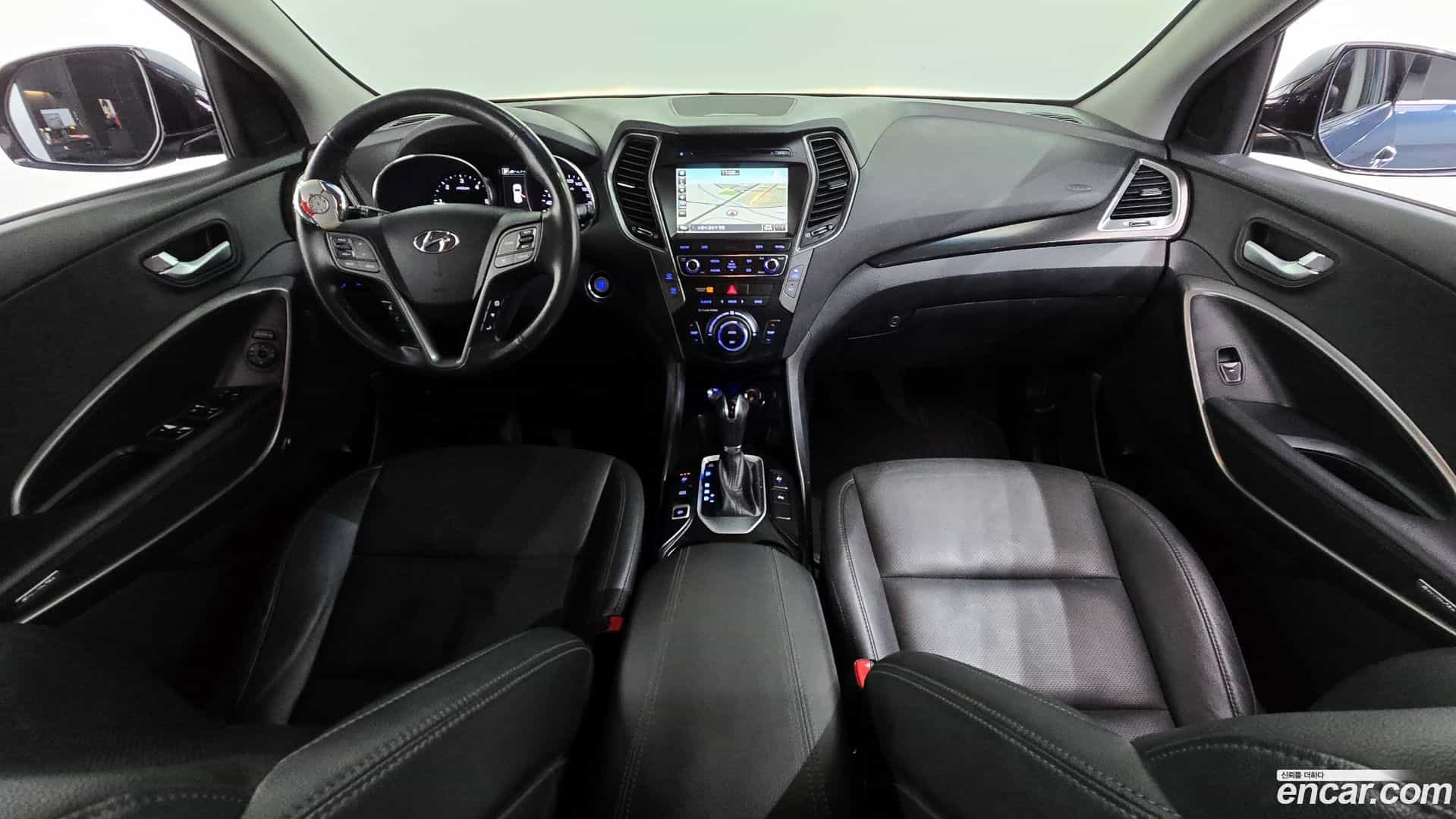 Santafe Hyundai 2017.10-INNER-007