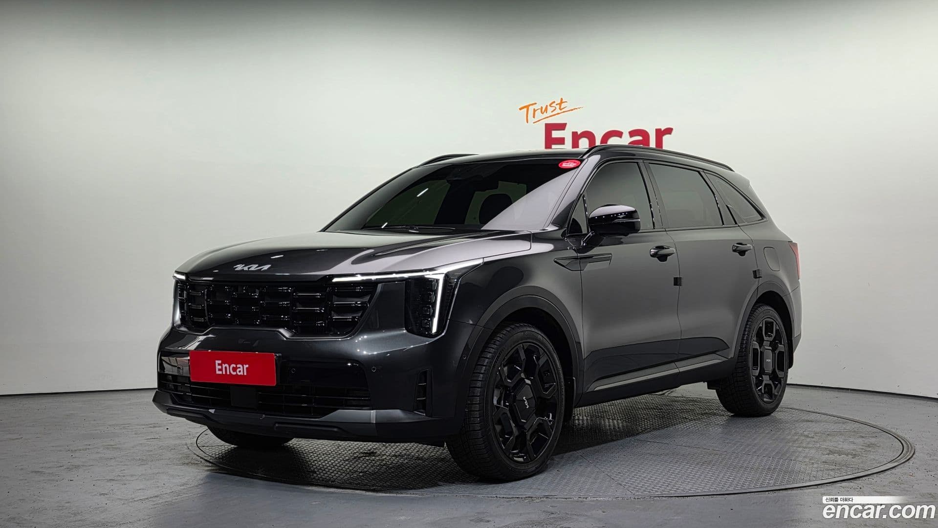 Main__Slider__Photo:Sorento Kia 2024.10-0