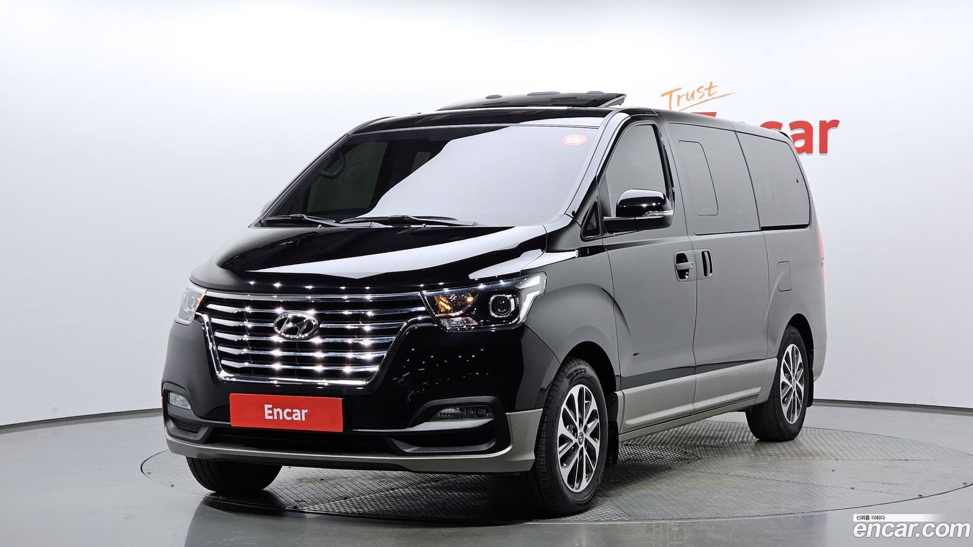 Main__Slider__Photo:Starex Hyundai 2019.11-0