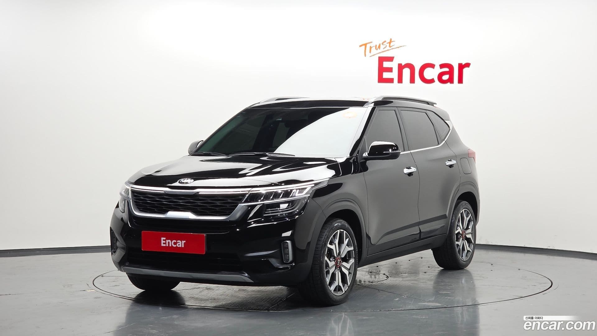 Main__Slider__Photo:Seltos Kia 2019.9-0