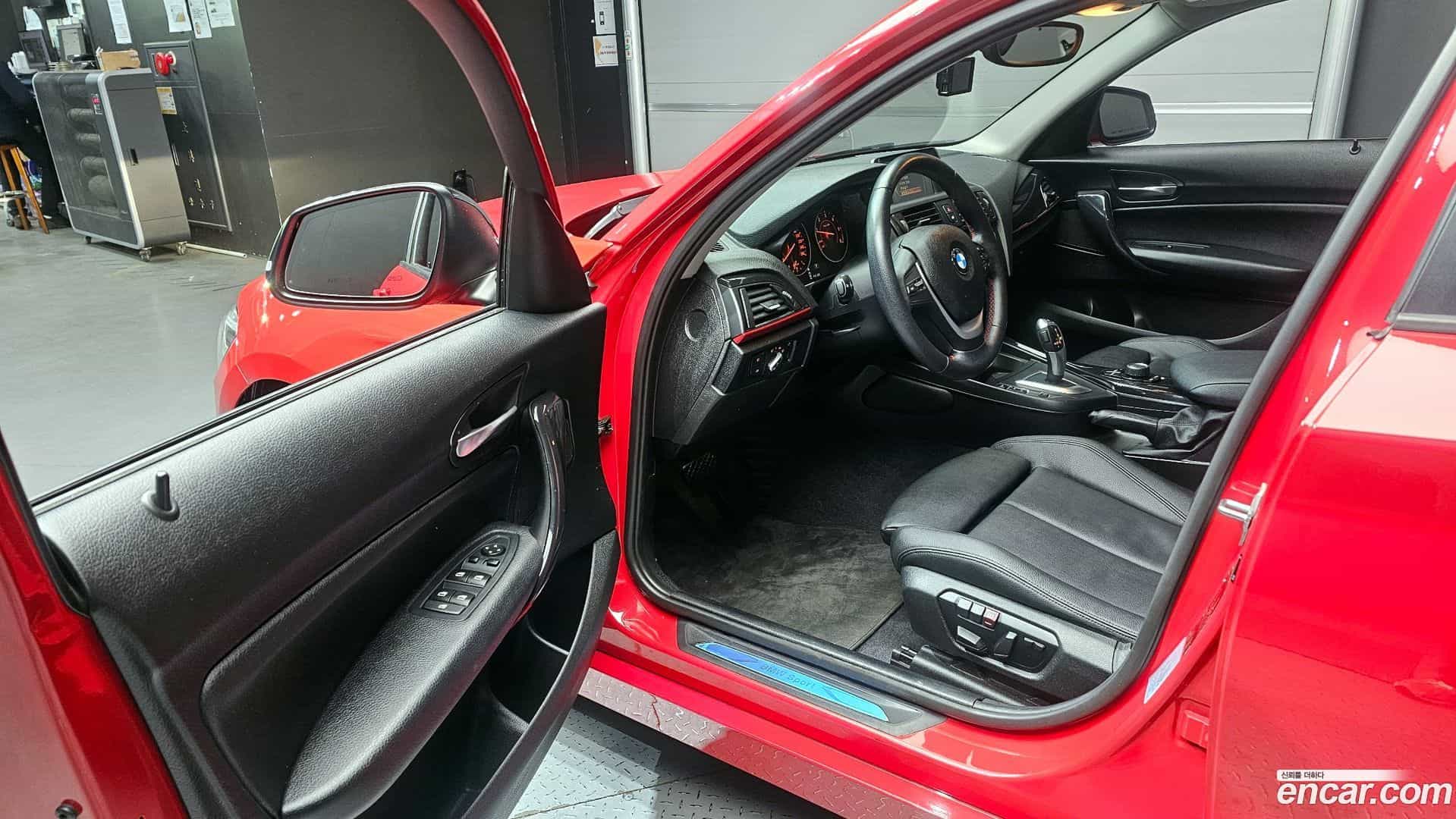 1-Series BMW 2014.9-INNER-010