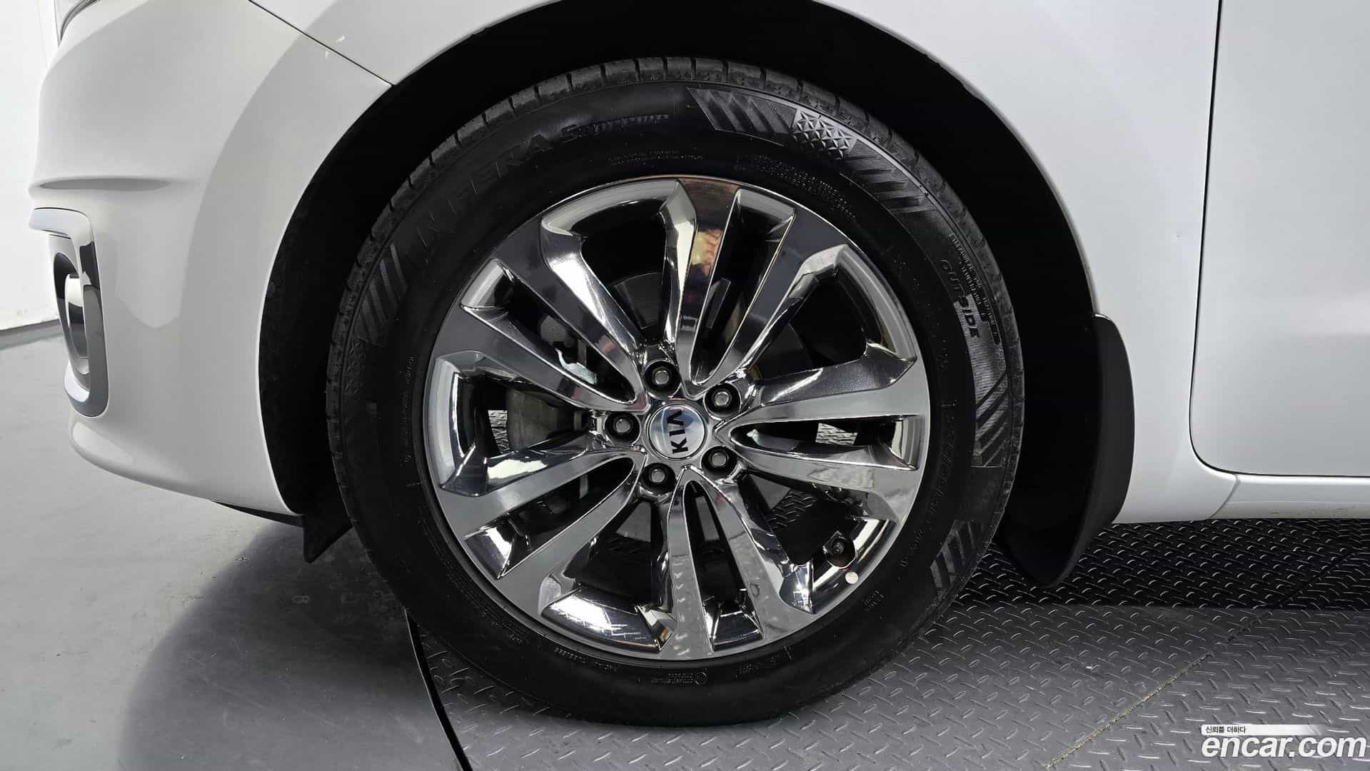 Canival Kia 2015.5-OUTER-005