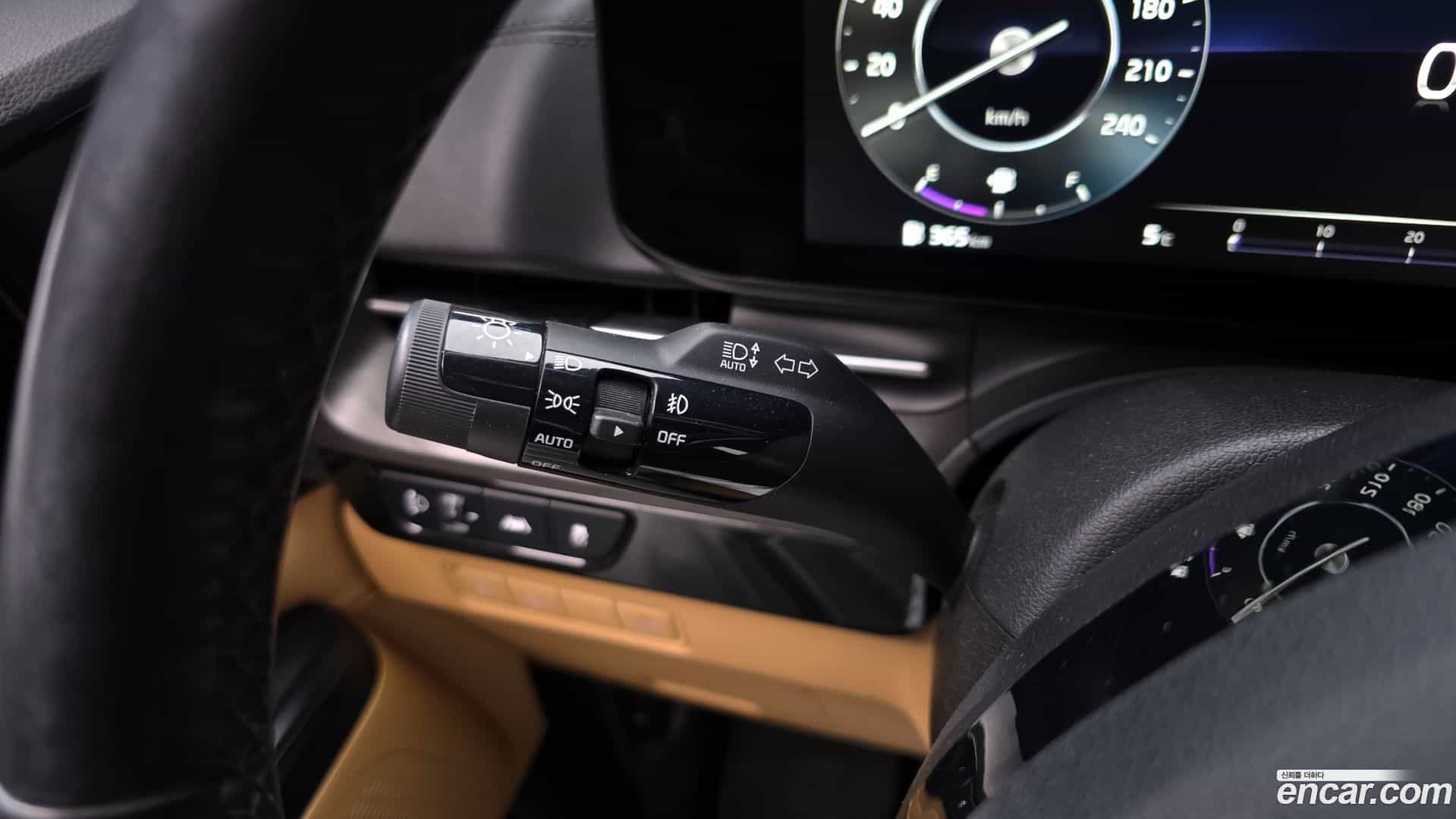 Canival Kia 2021.6-OPTION-021