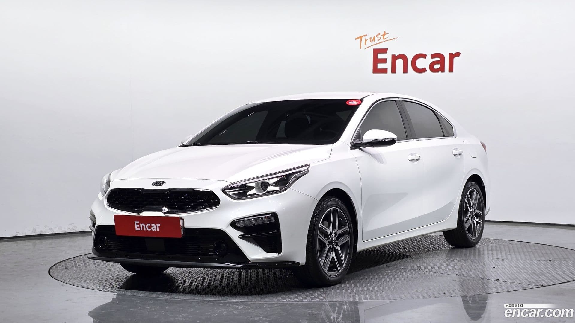 Main__Slider__Photo:K3 Kia 2018.3-0