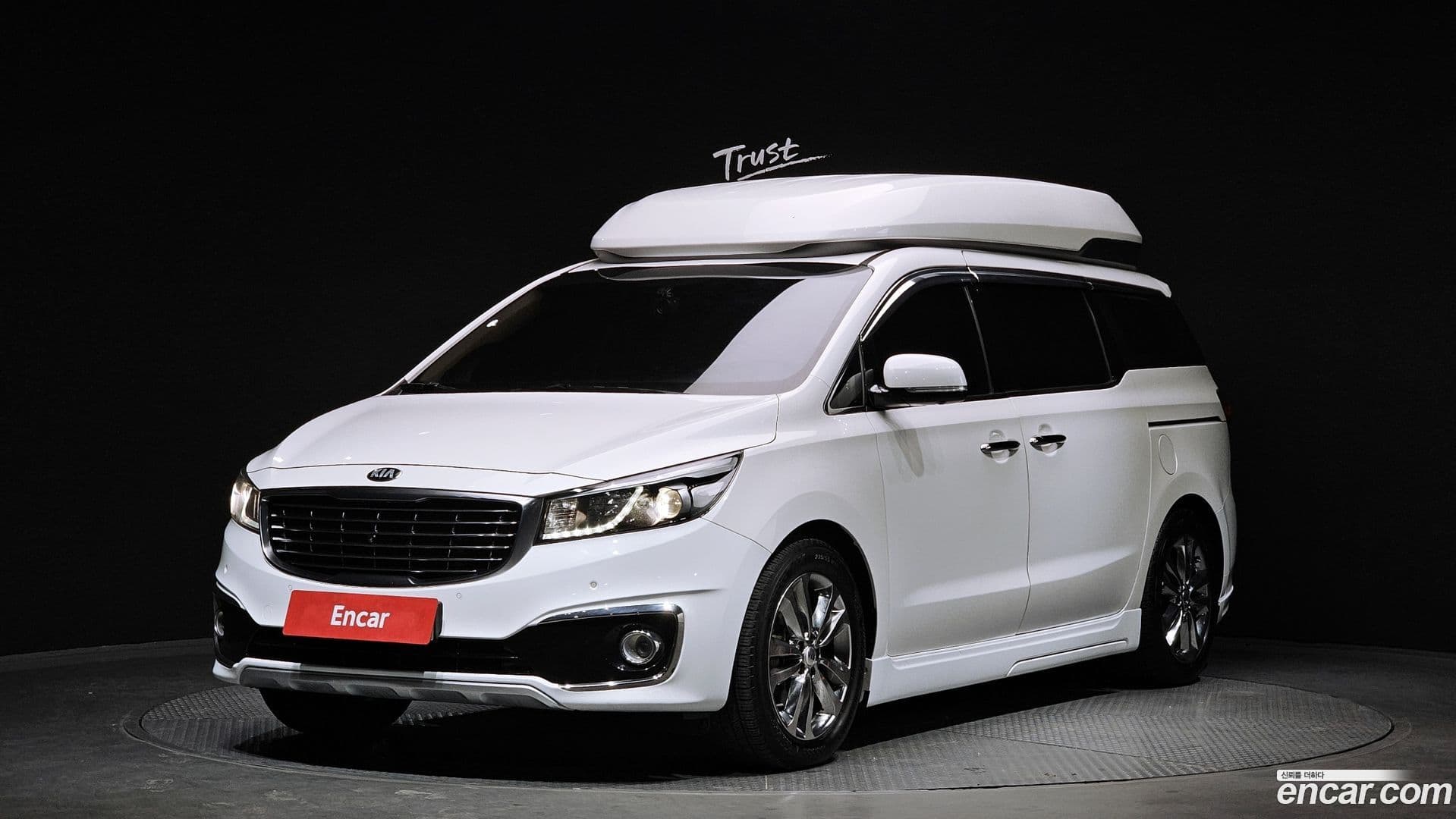 Main__Slider__Photo:Canival Kia 2017.10-0
