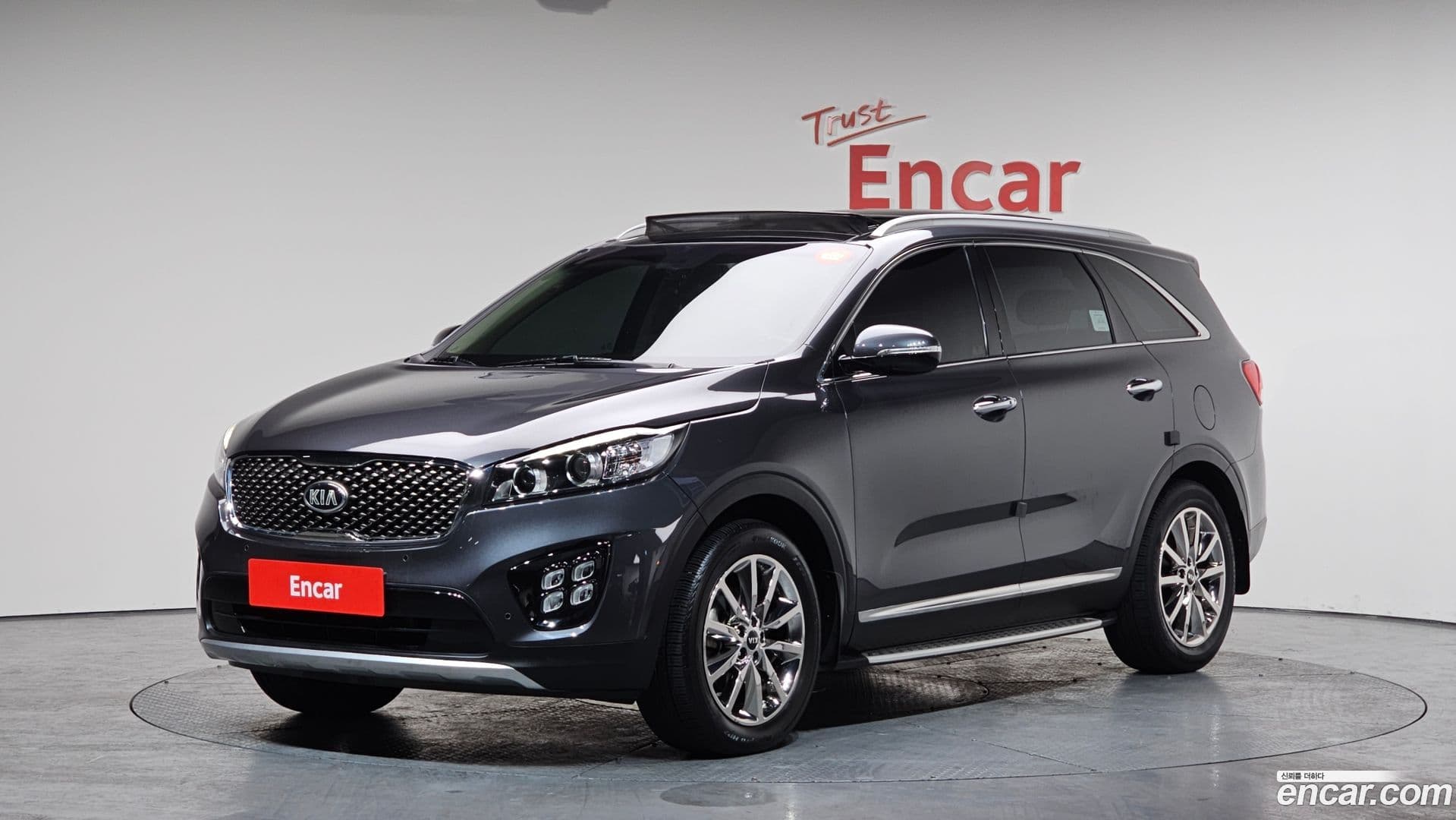 Main__Slider__Photo:Sorento Kia 2017.4-0