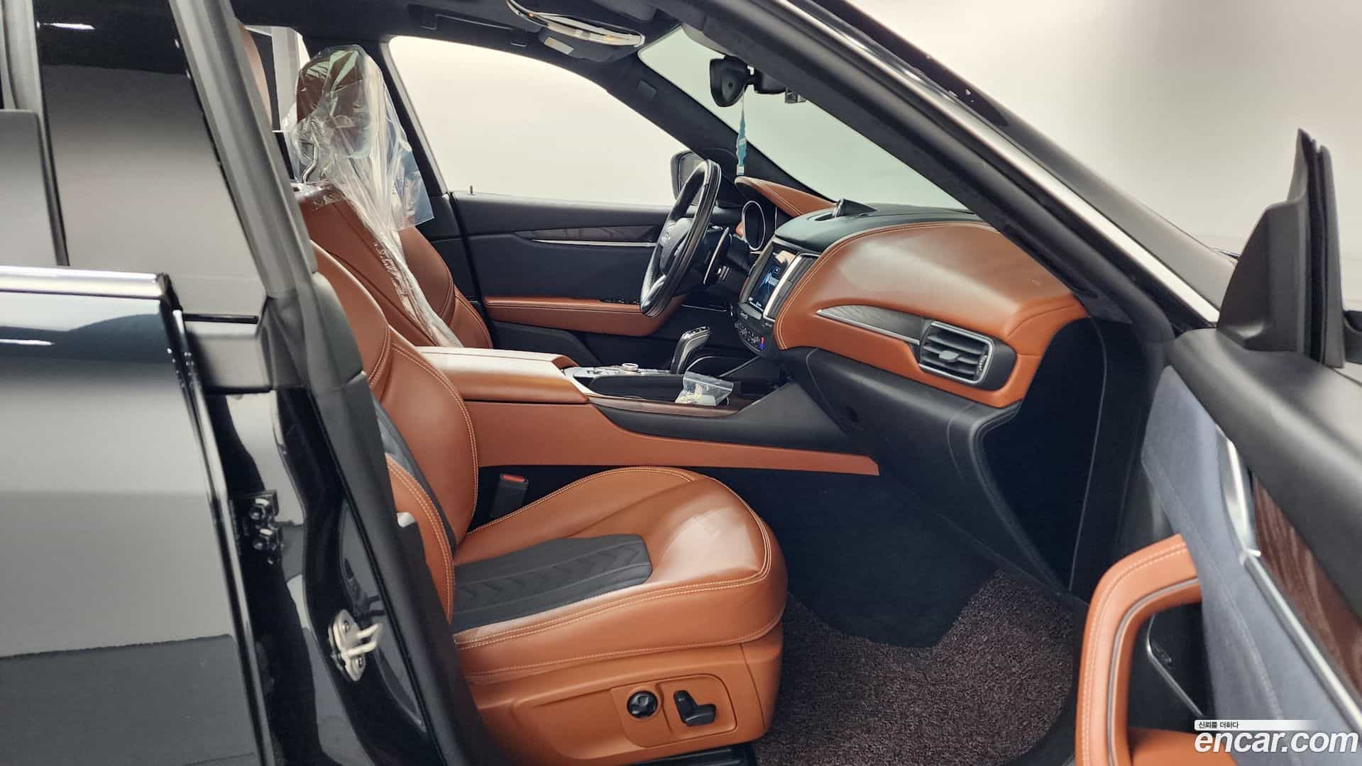 Levante Maserati 2019.5-OPTION-015