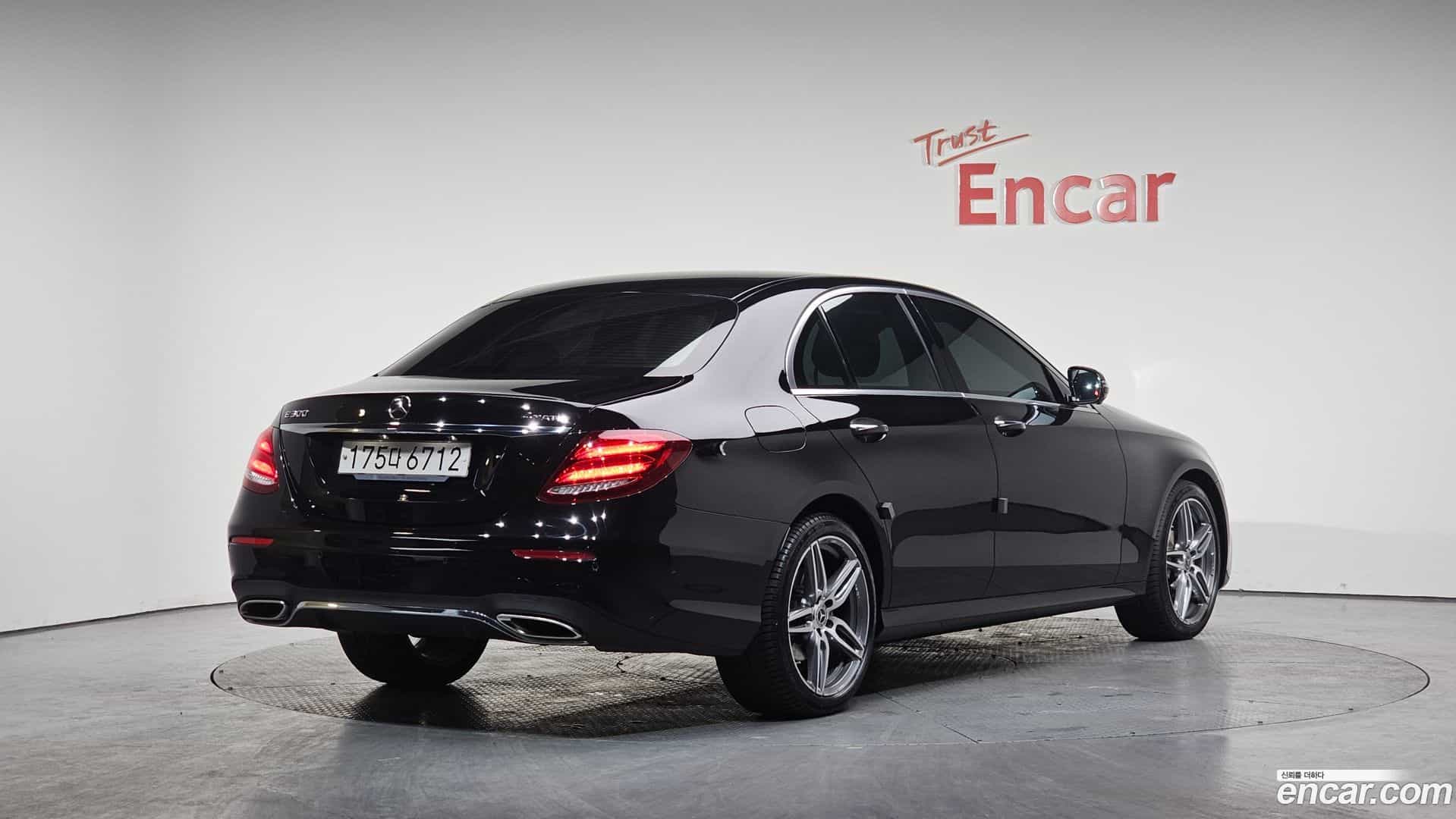 E-Class Mercedes-Benz 2020.5-OUTER-002