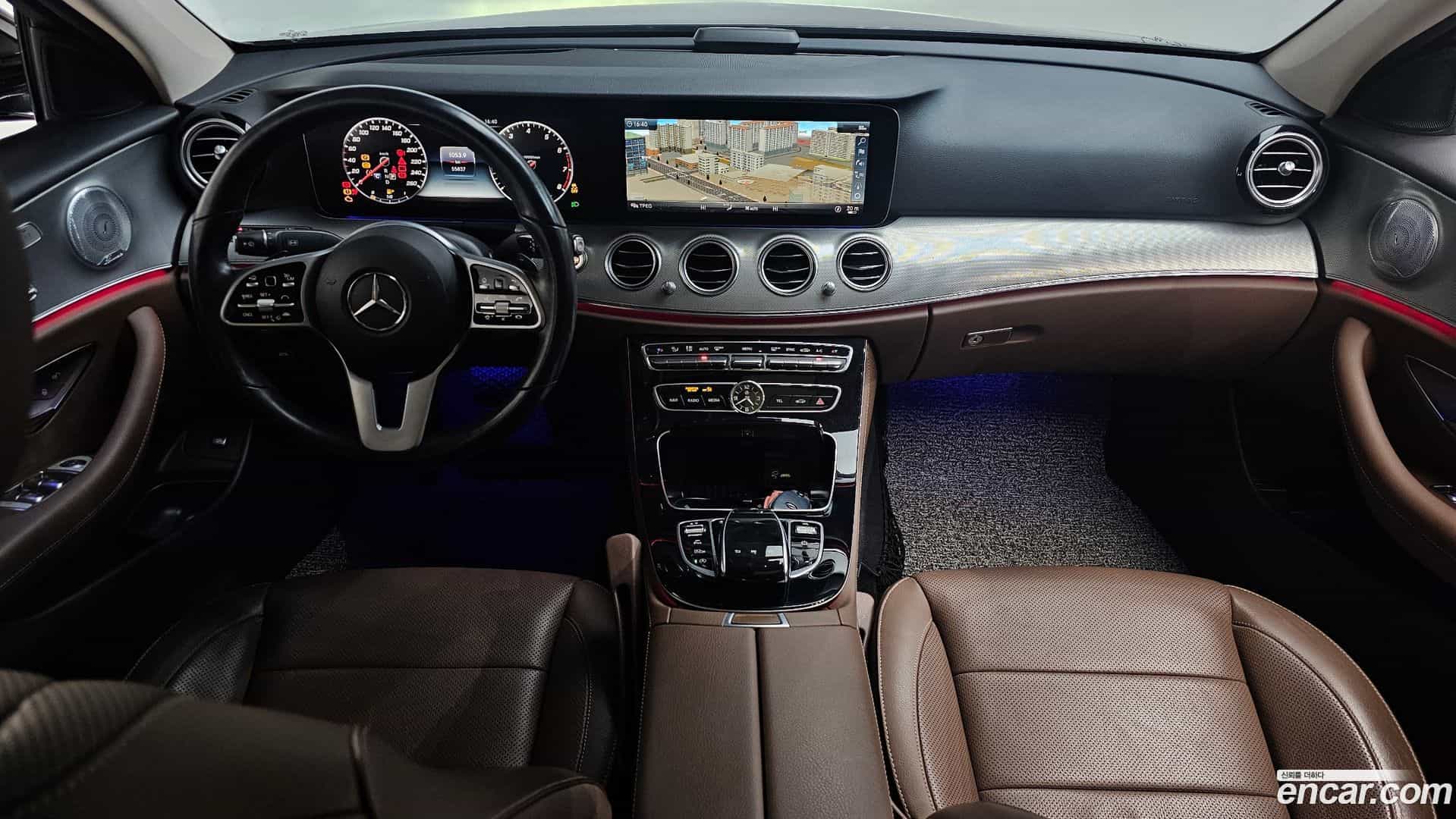 E-Class Mercedes-Benz 2020.5-INNER-007