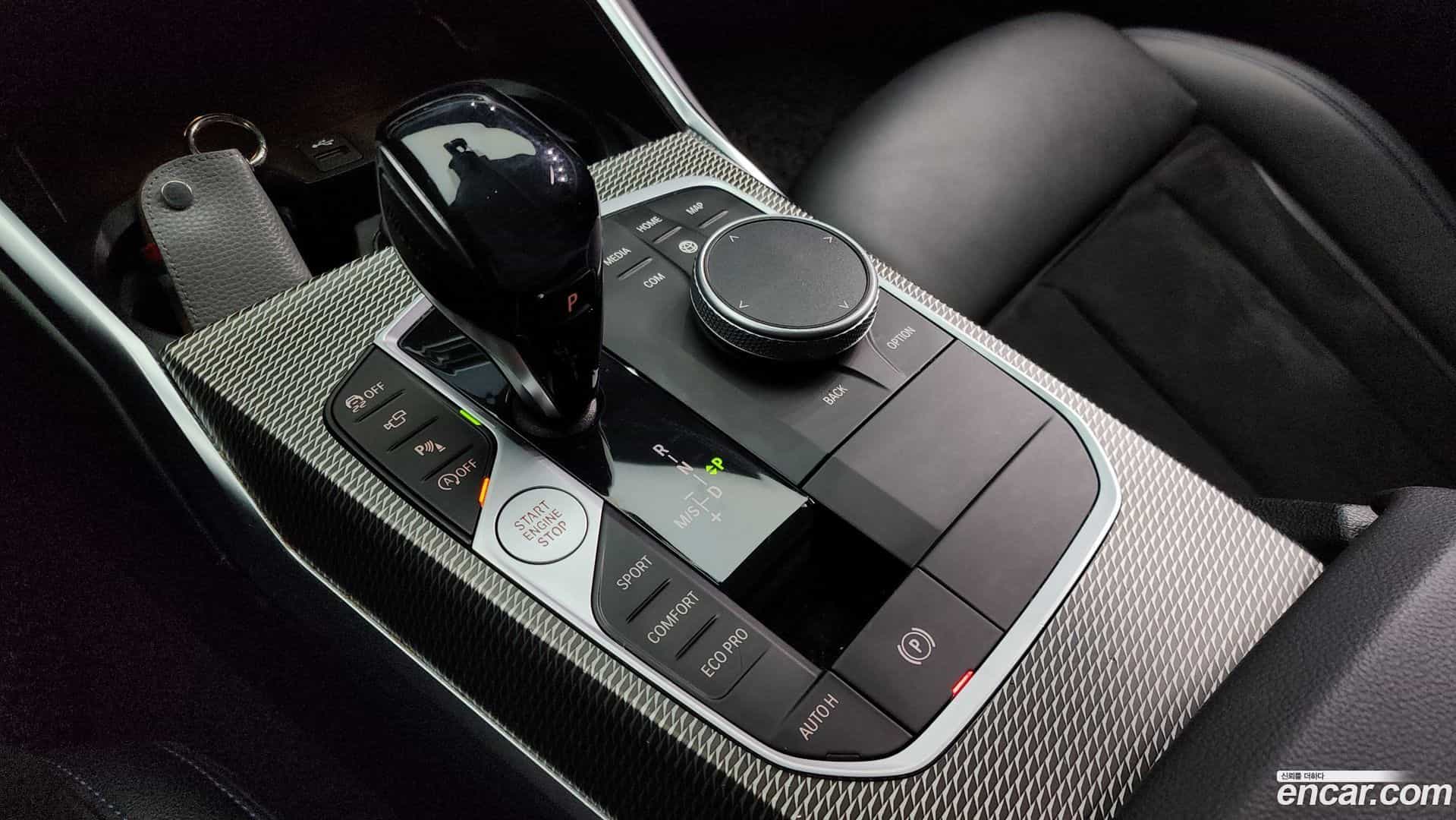 3-Series BMW 2021.0-INNER-009
