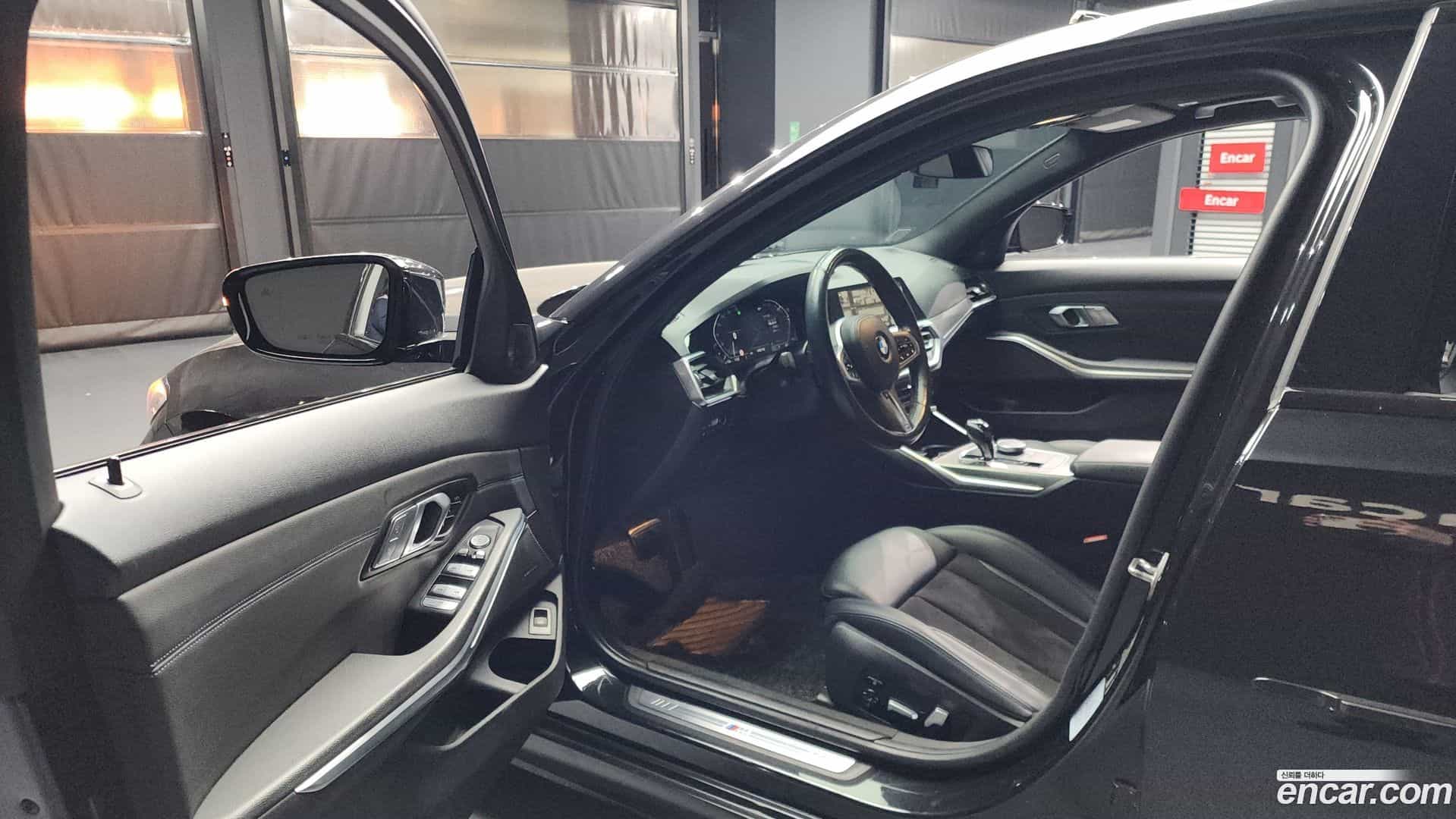3-Series BMW 2021.0-INNER-010