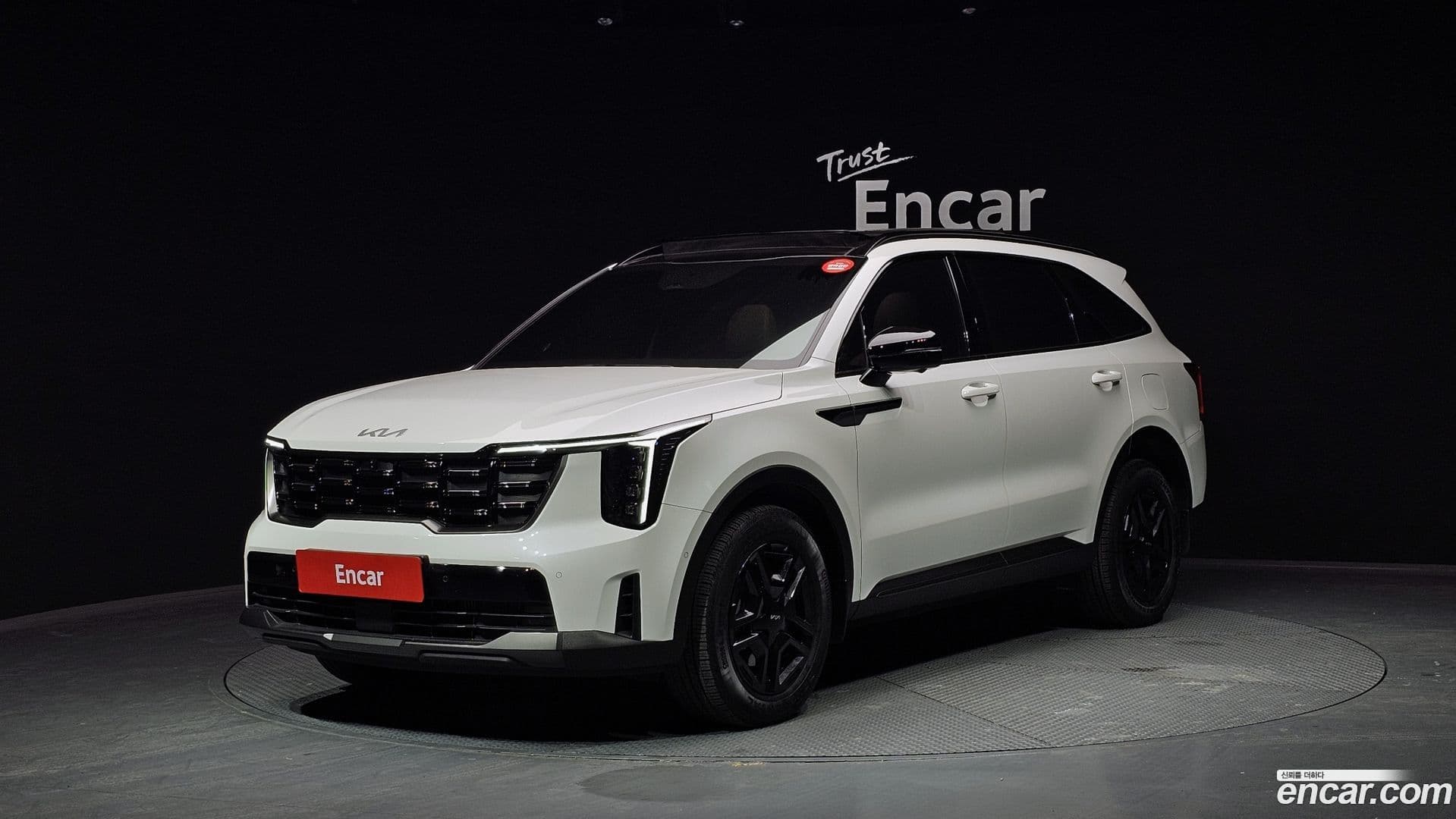 Main__Slider__Photo:Sorento Kia 2024.11-0