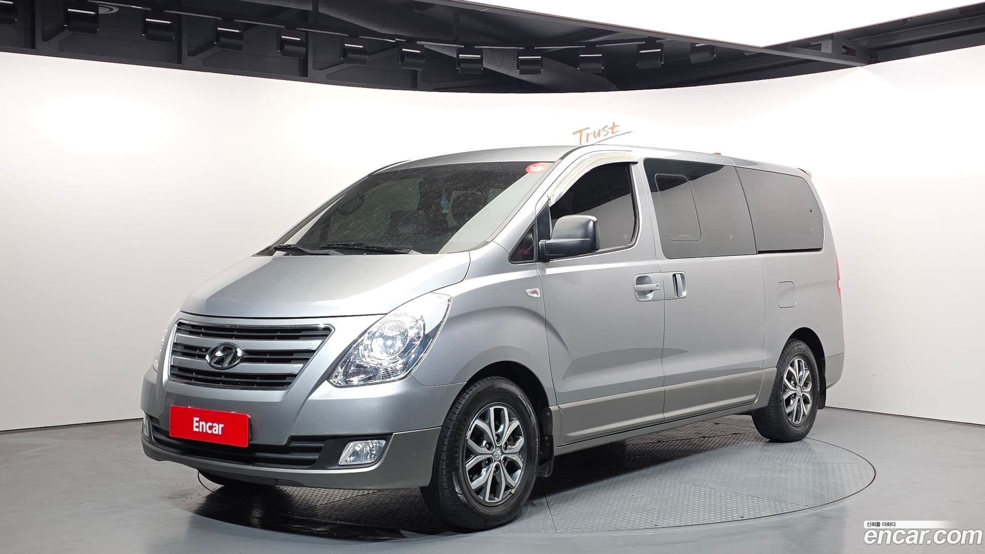 Main__Slider__Photo:Starex Hyundai 2016.2-0
