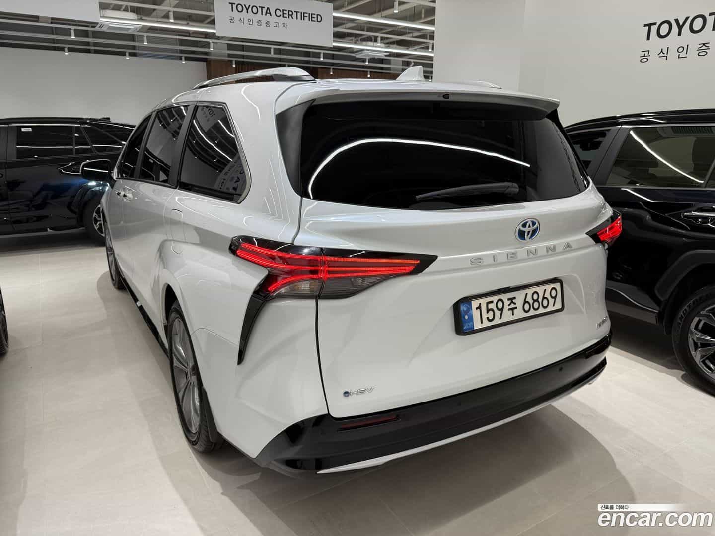 Sienna Toyota 2025.2-OUTER-002