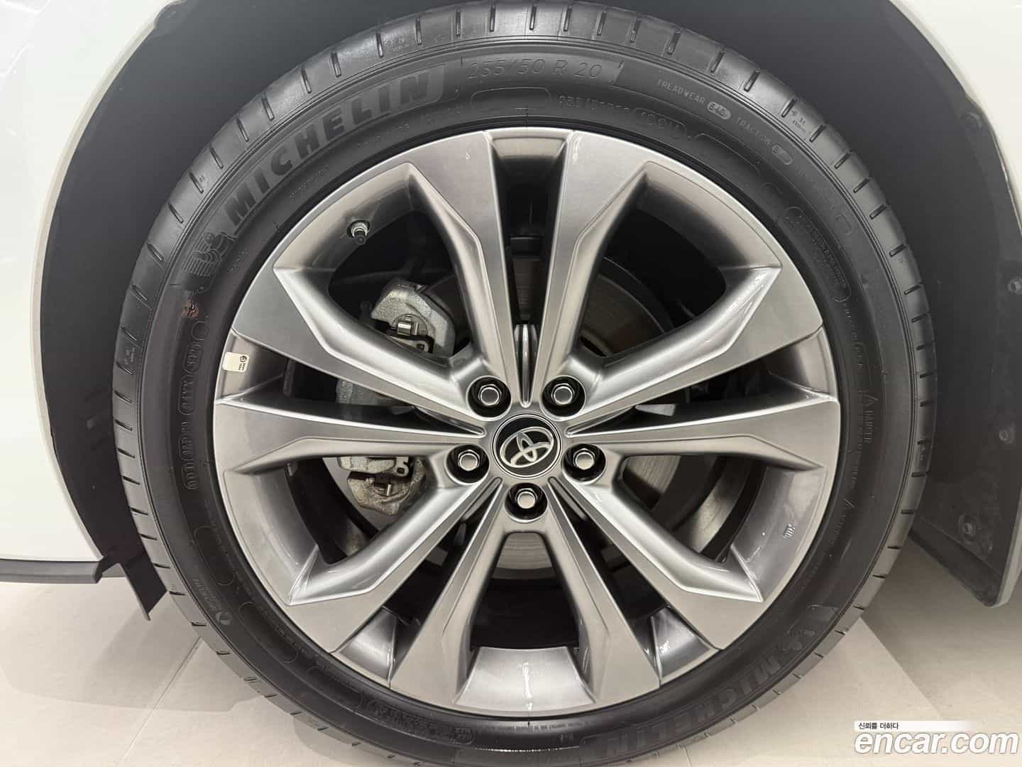 Sienna Toyota 2025.2-OUTER-005