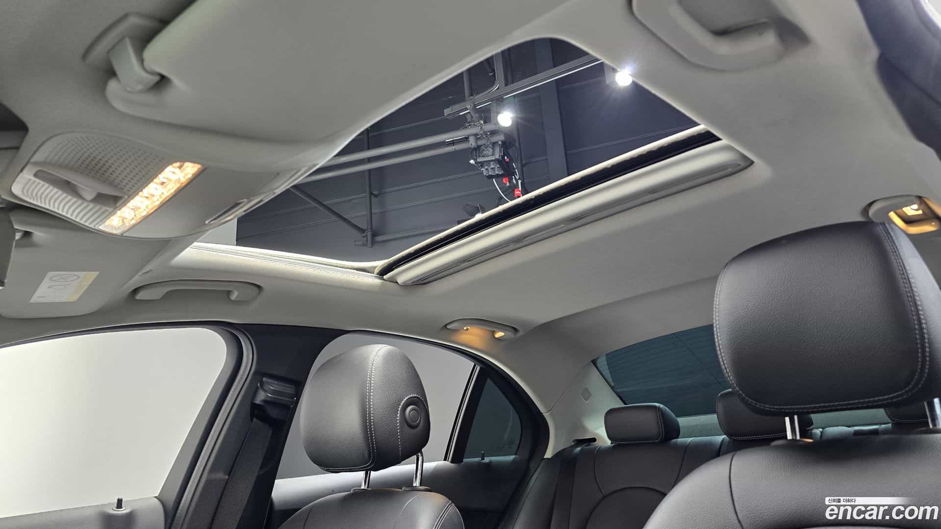 C-Class Mercedes-Benz 2021.6-OPTION-023