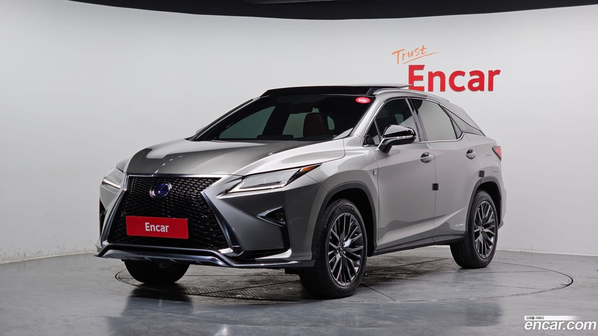 Main__Slider__Photo:RX Lexus 2016.9-0