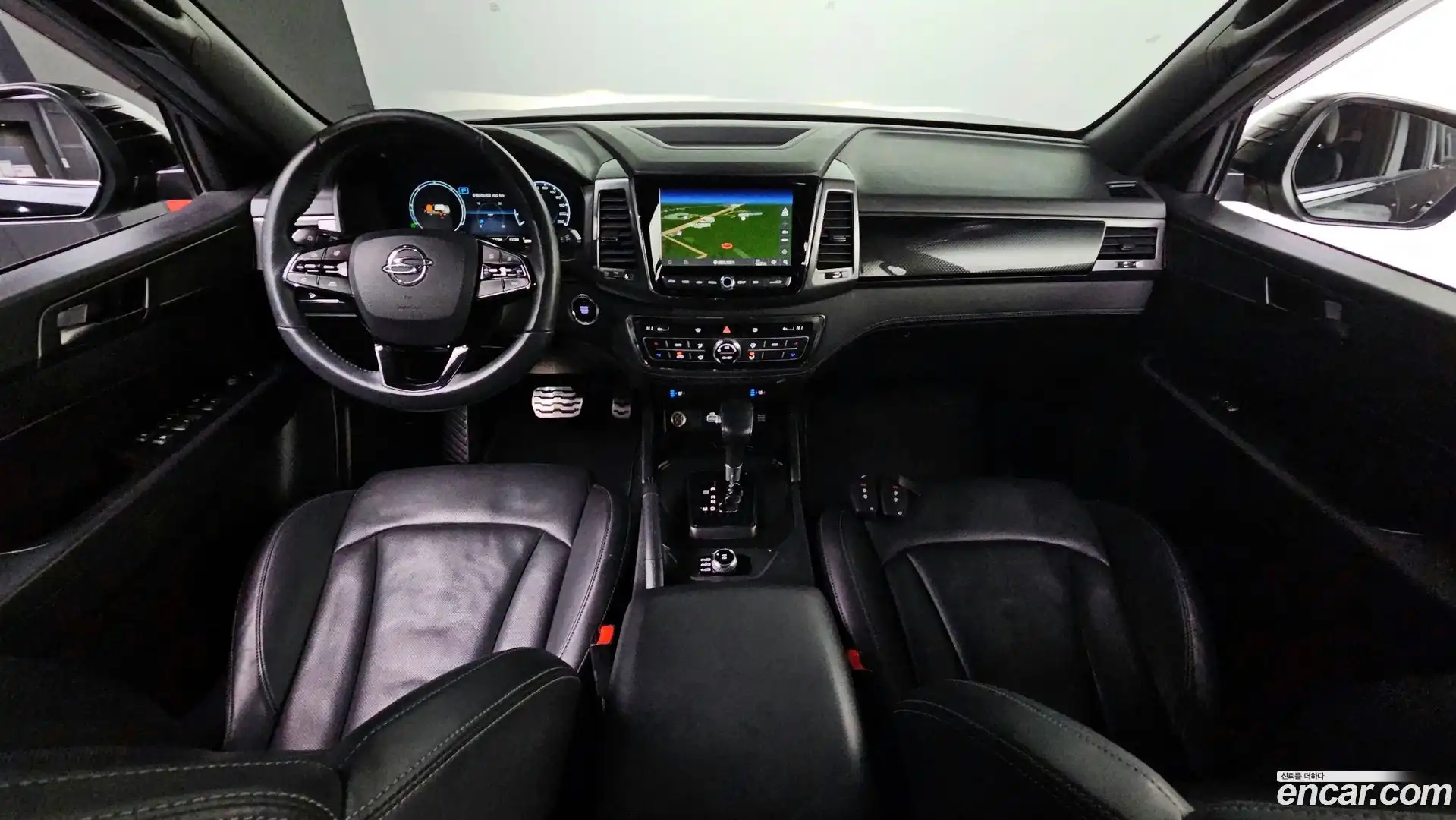 Rexton KG Mobility 2022.0-INNER-007