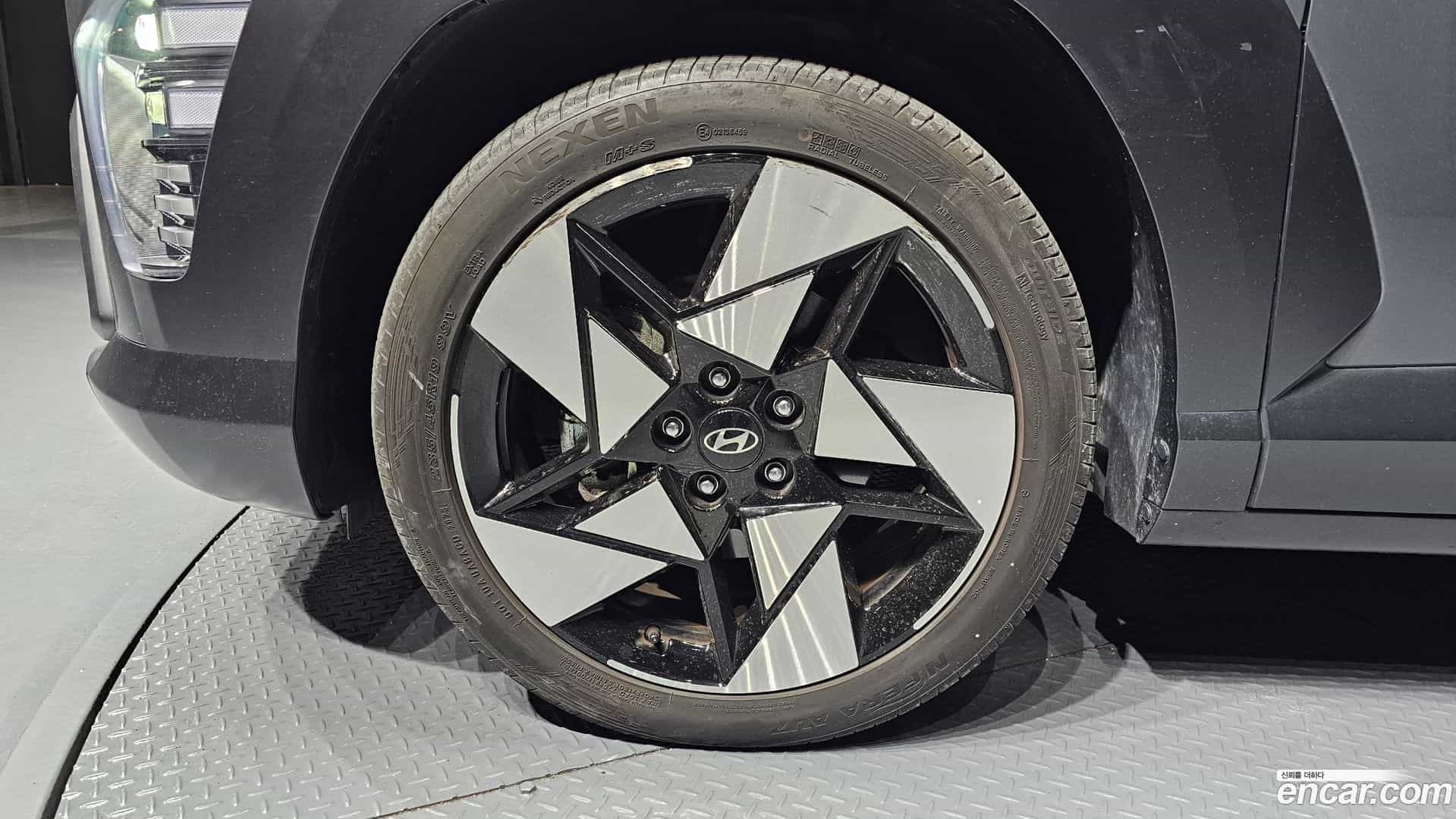 Kona Hyundai 2023.5-OUTER-005