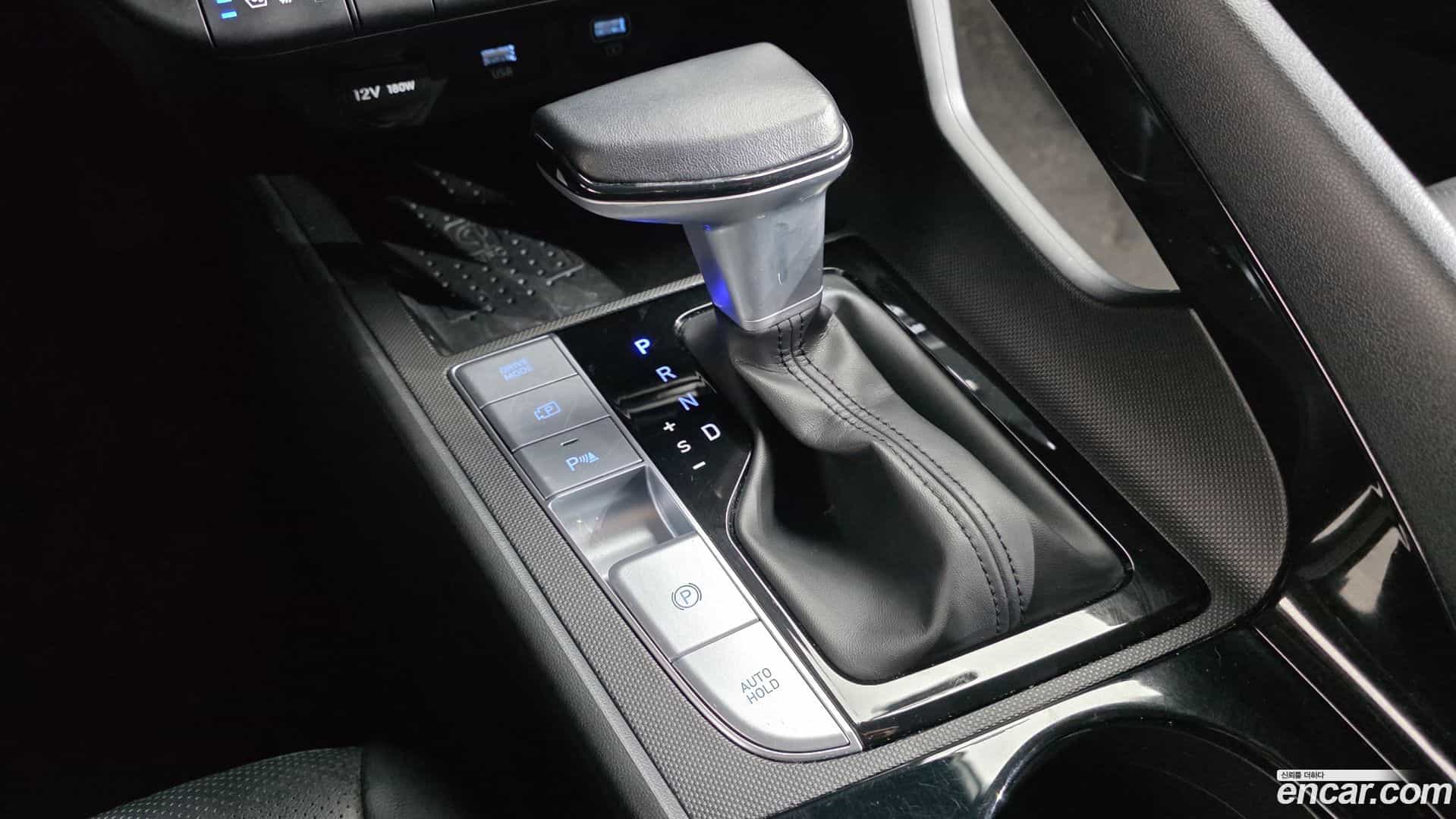 AVANTE Hyundai 2021.11-INNER-009