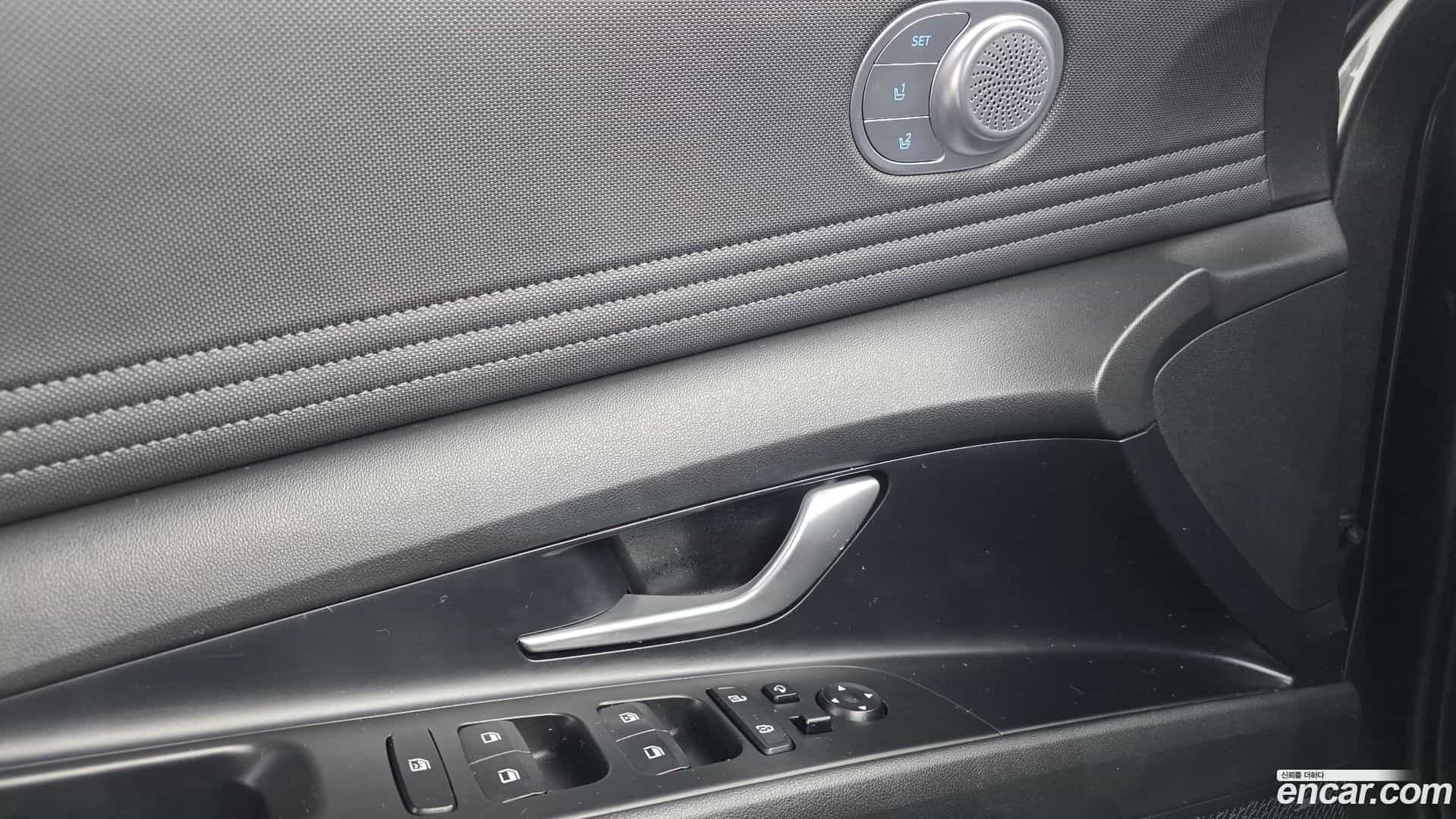 AVANTE Hyundai 2021.11-OPTION-016