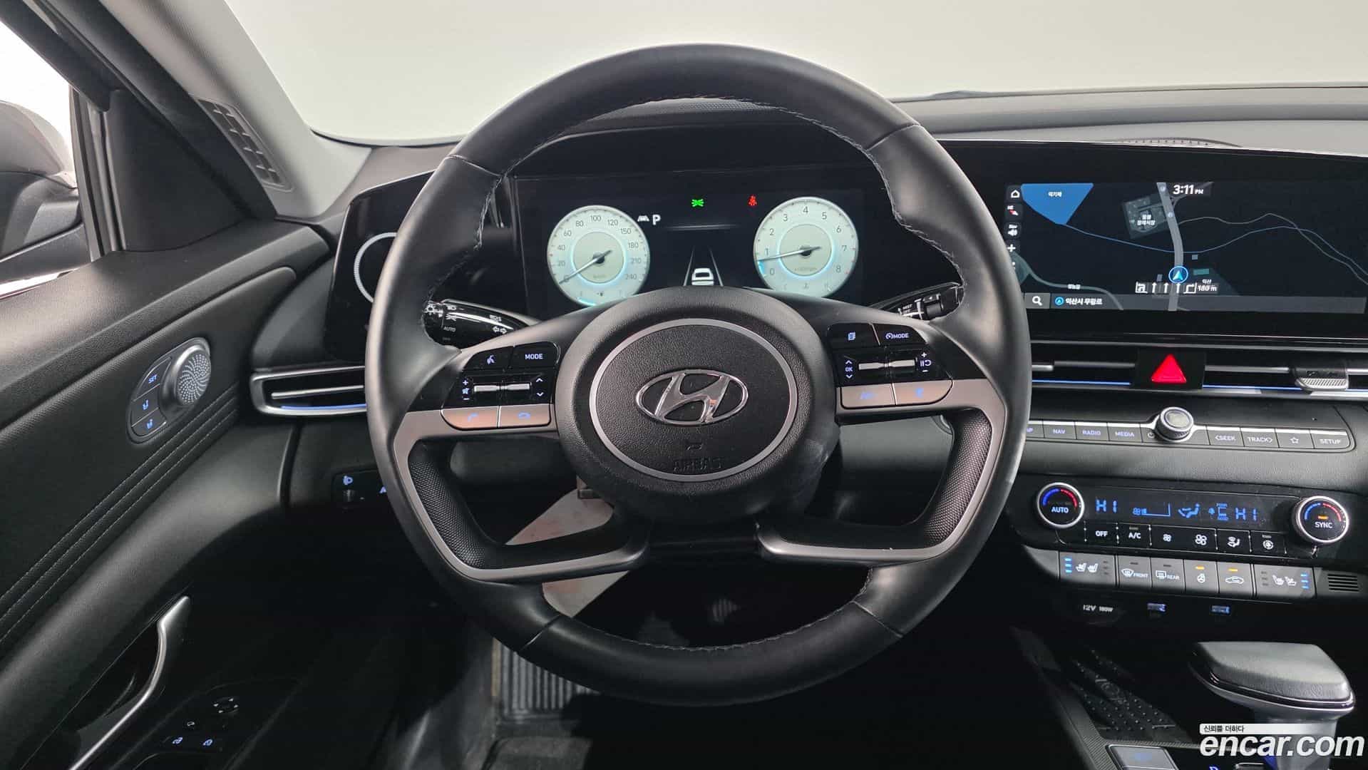 AVANTE Hyundai 2021.11-OPTION-018