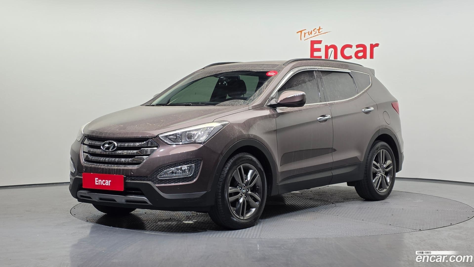 Main__Slider__Photo:Santafe Hyundai 2013.0-0