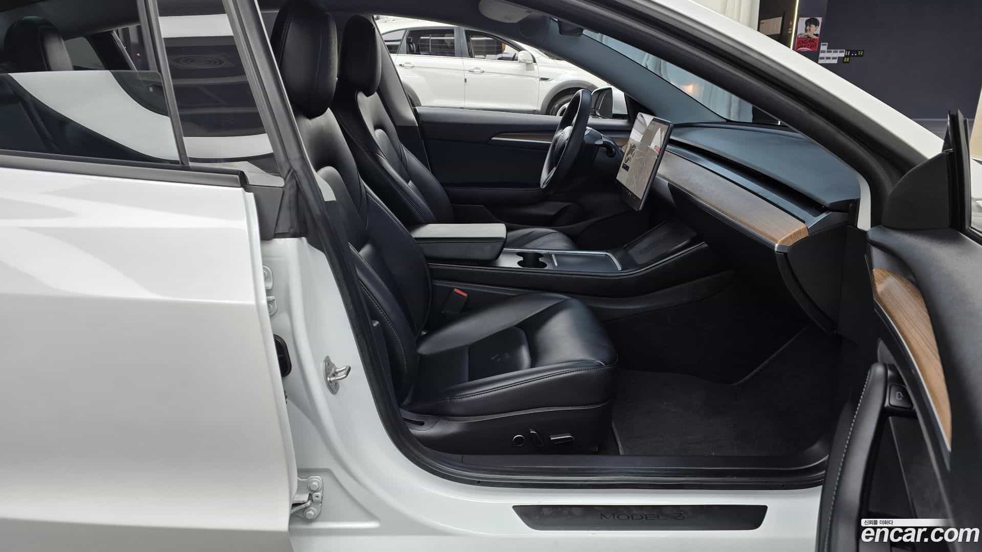Model 3 Tesla 2021.5-OPTION-015
