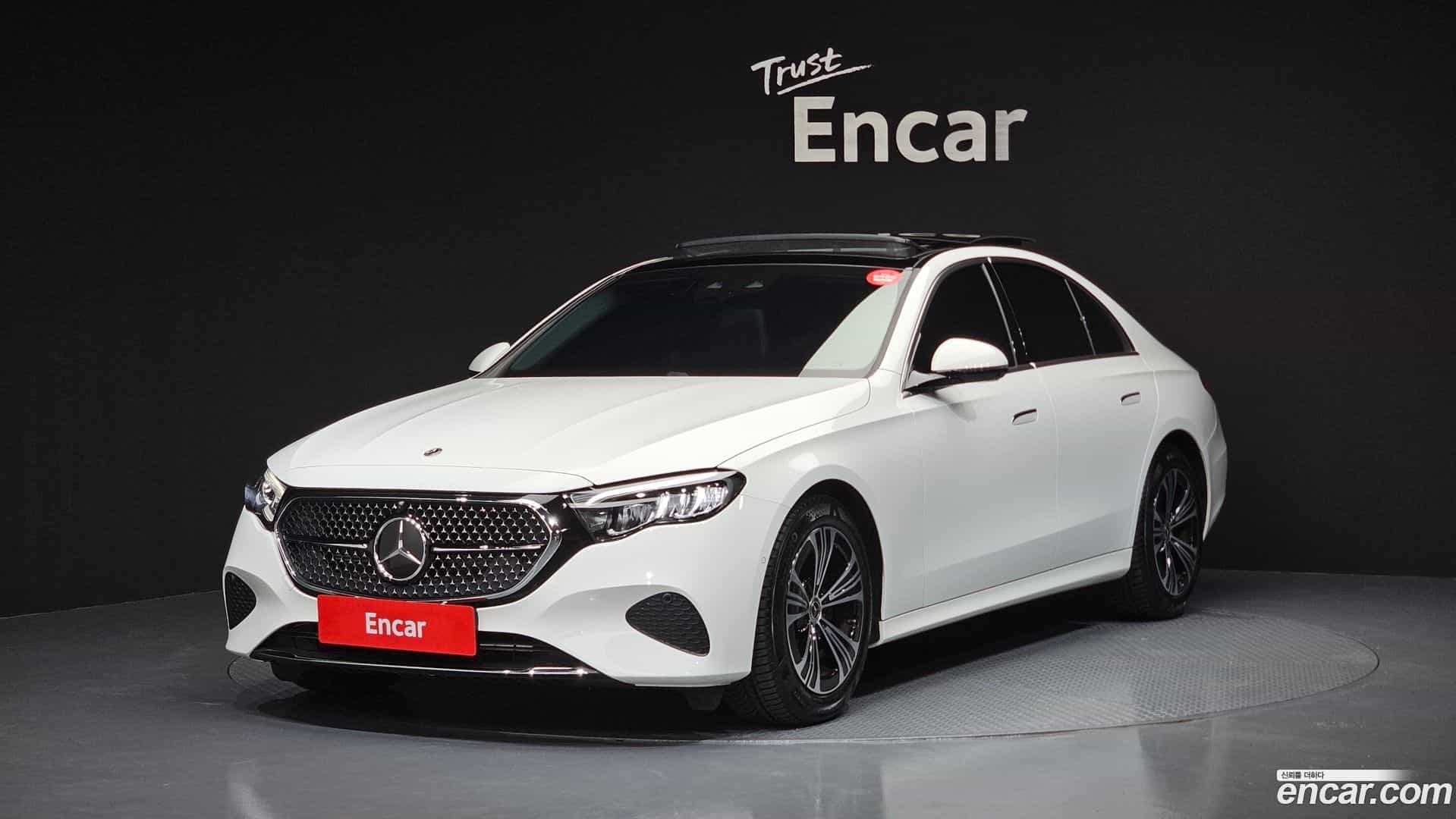 E-Class Mercedes-Benz 2024.7-OUTER-001