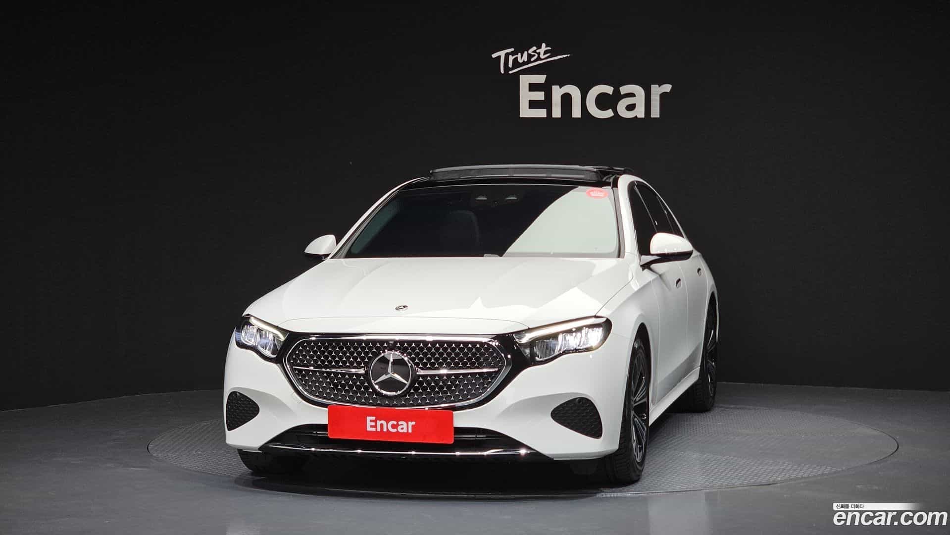 E-Class Mercedes-Benz 2024.7-OUTER-003