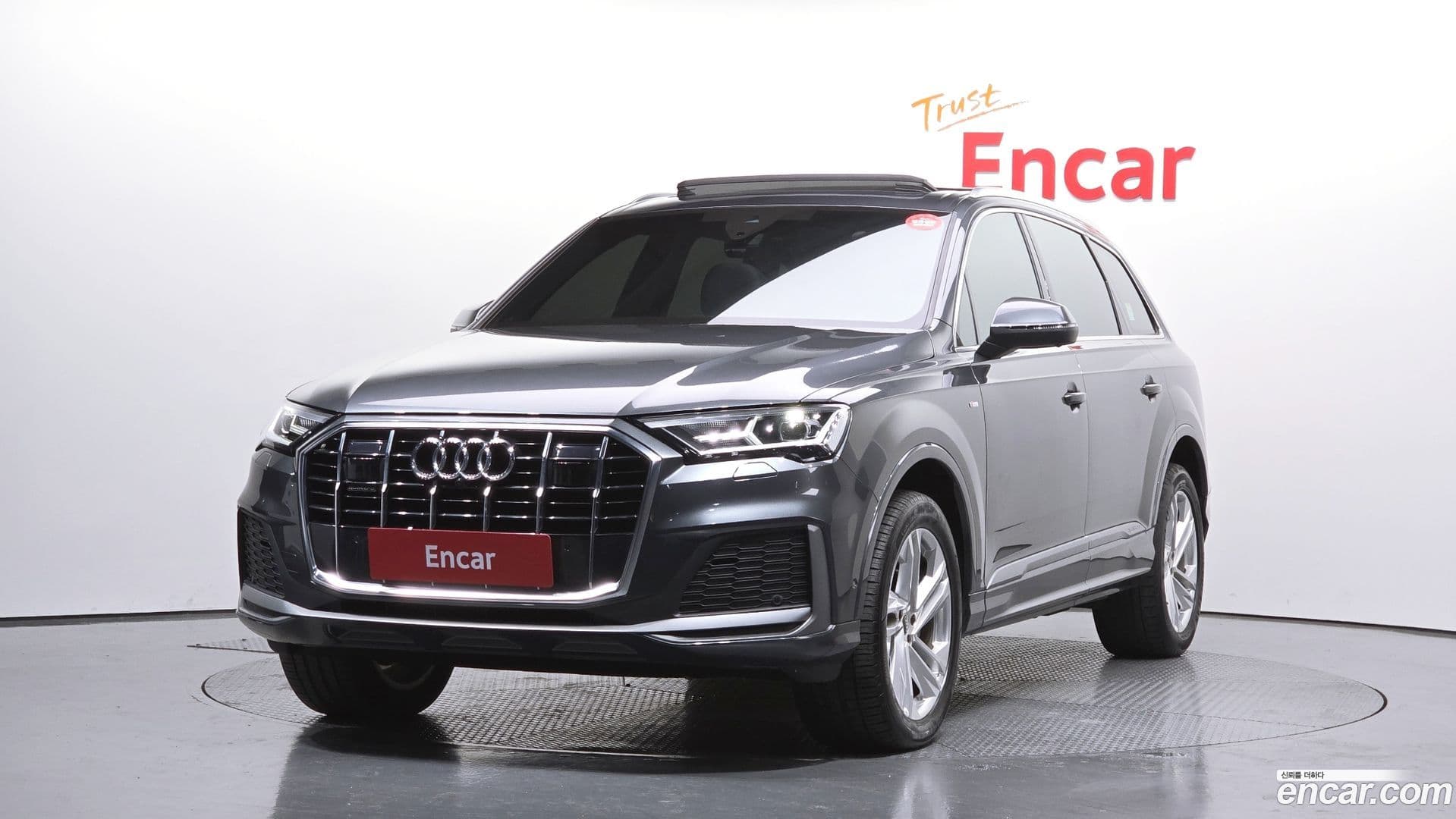 Main__Slider__Photo:Q7 Audi 2022.9-0