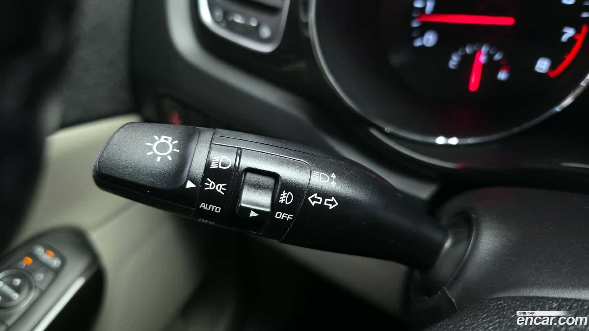Canival Kia 2020.5-OPTION-023