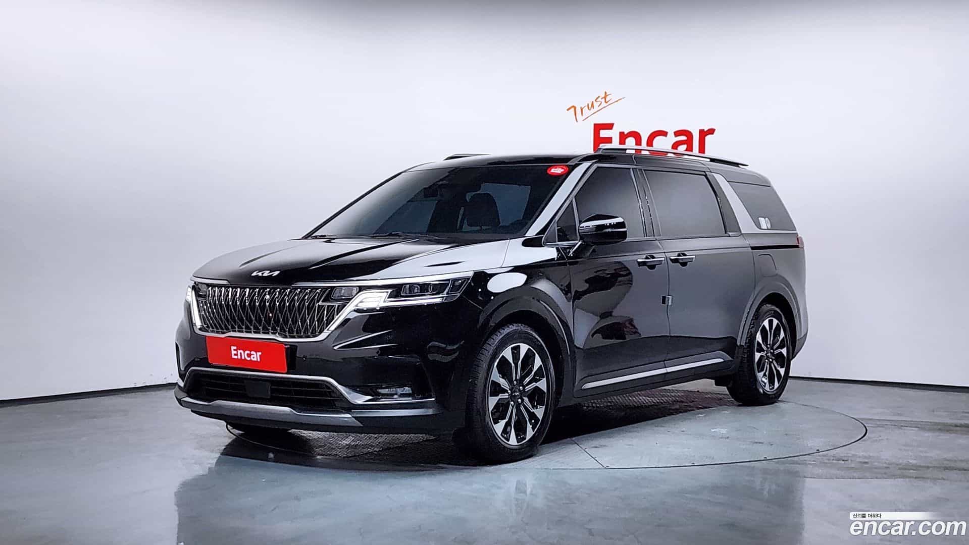 Canival Kia 2023.4-OUTER-001