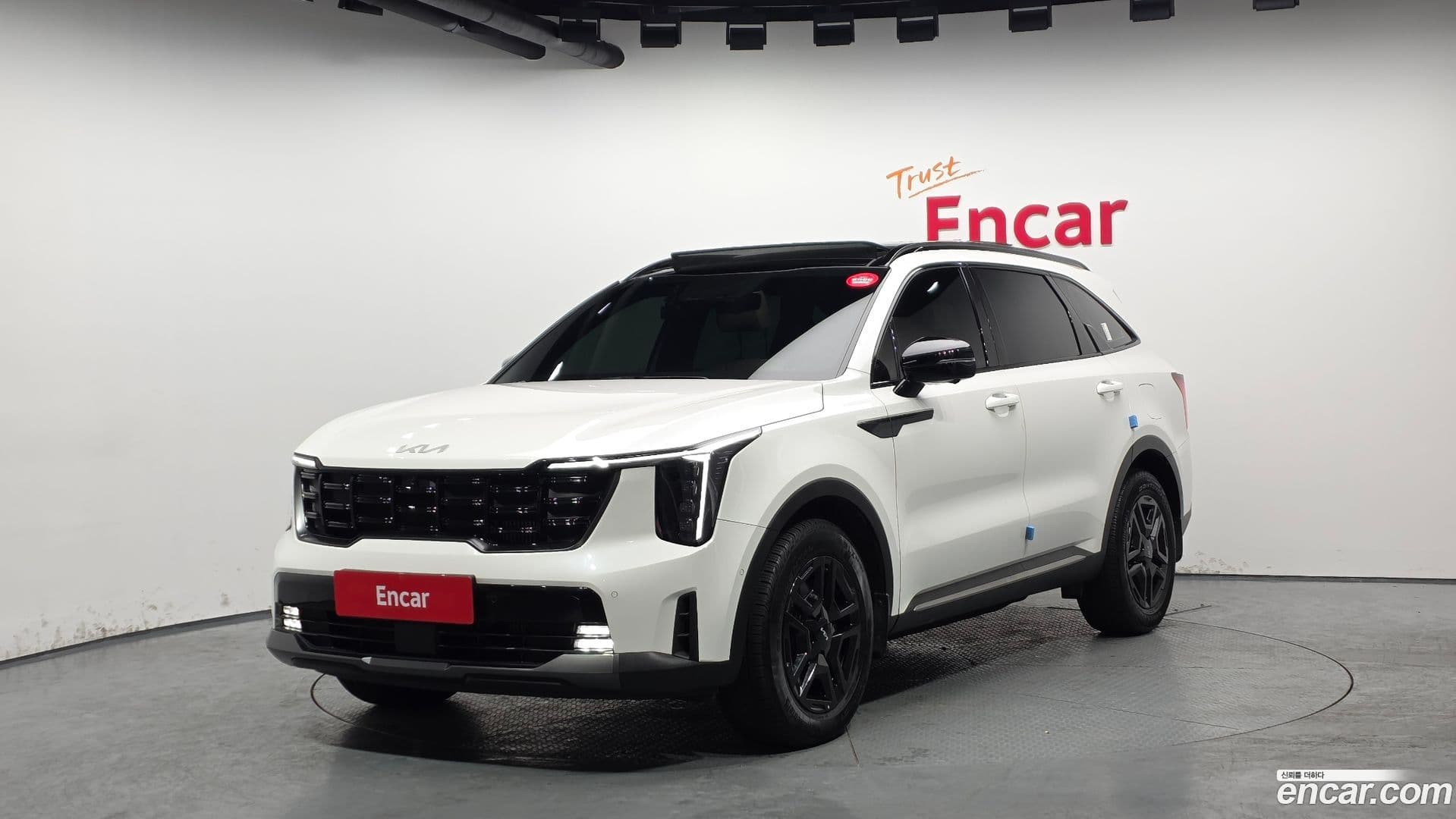 Main__Slider__Photo:Sorento Kia 2023.10-0