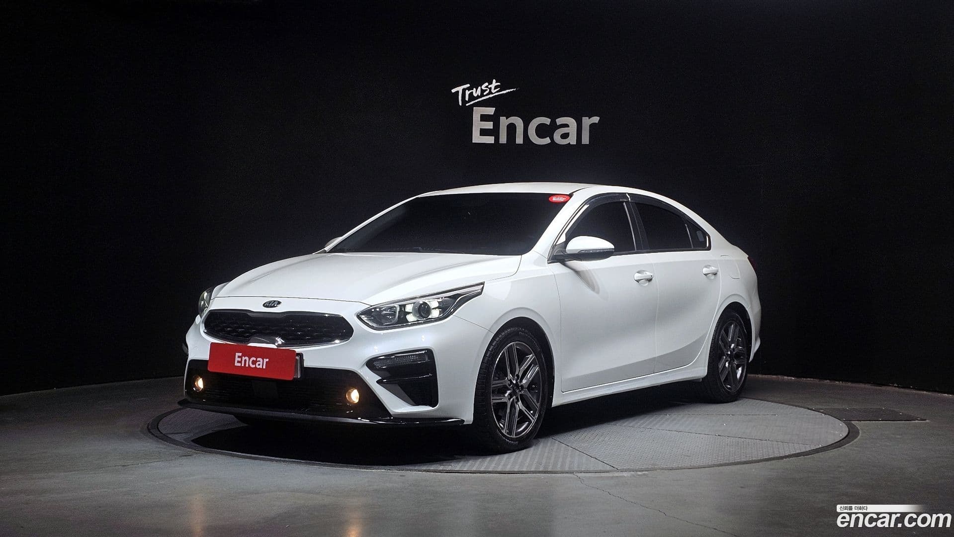 Main__Slider__Photo:K3 Kia 2018.3-0