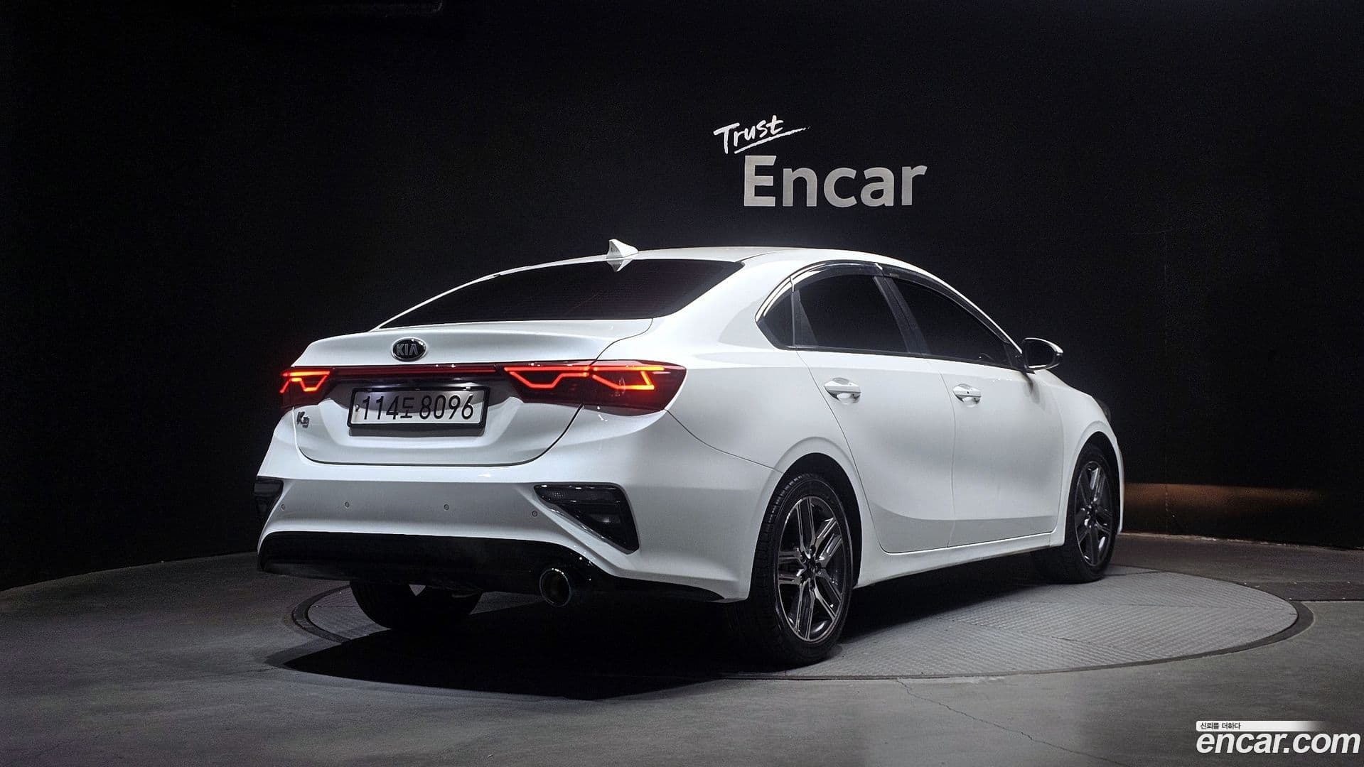 Main__Slider__Photo:K3 Kia 2018.3-1