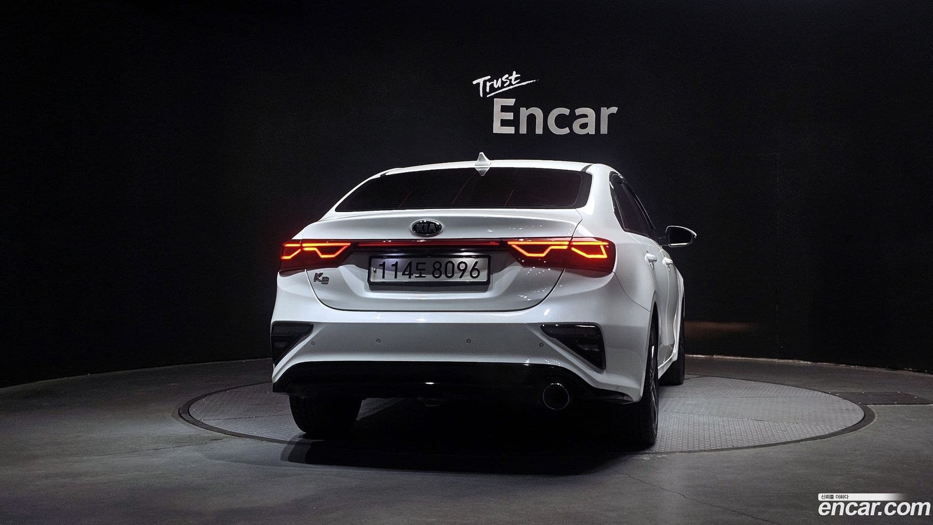 Main__Slider__Photo:K3 Kia 2018.3-3
