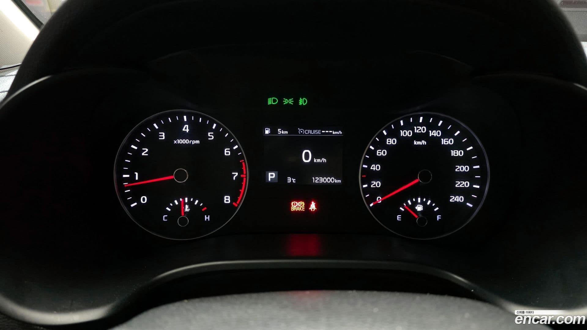 Main__Slider__Photo:K3 Kia 2018.3-7