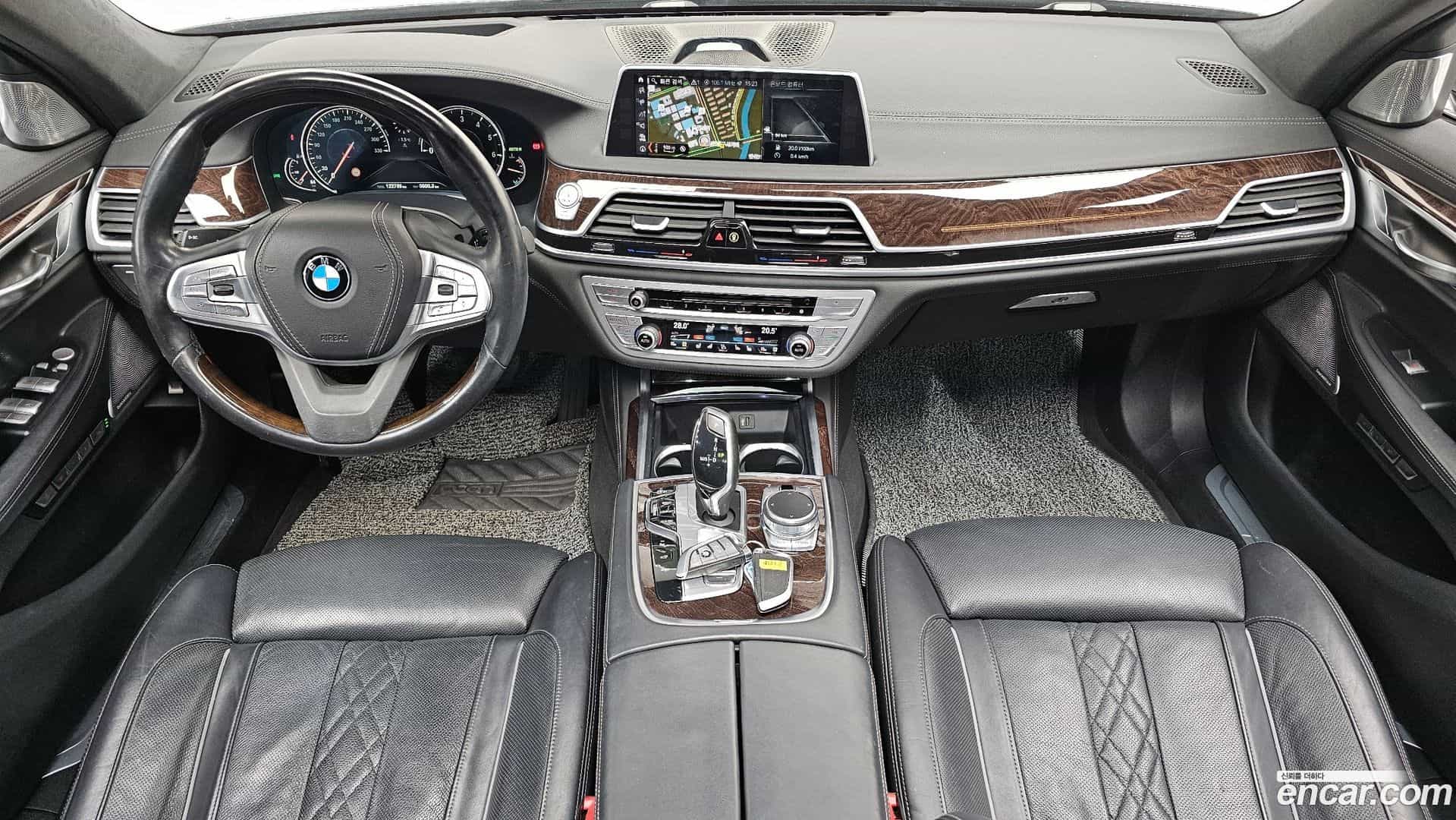 7-Series BMW 2018.5-INNER-007