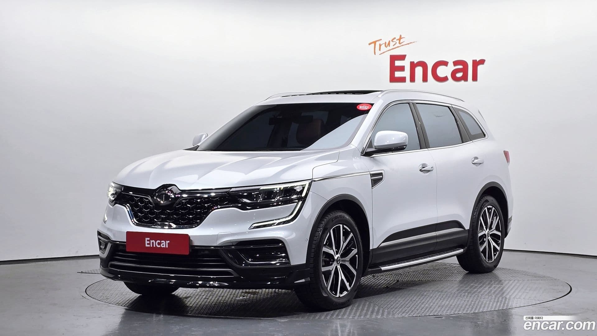 Main__Slider__Photo:QM6 Renault Korea 2021.5-0