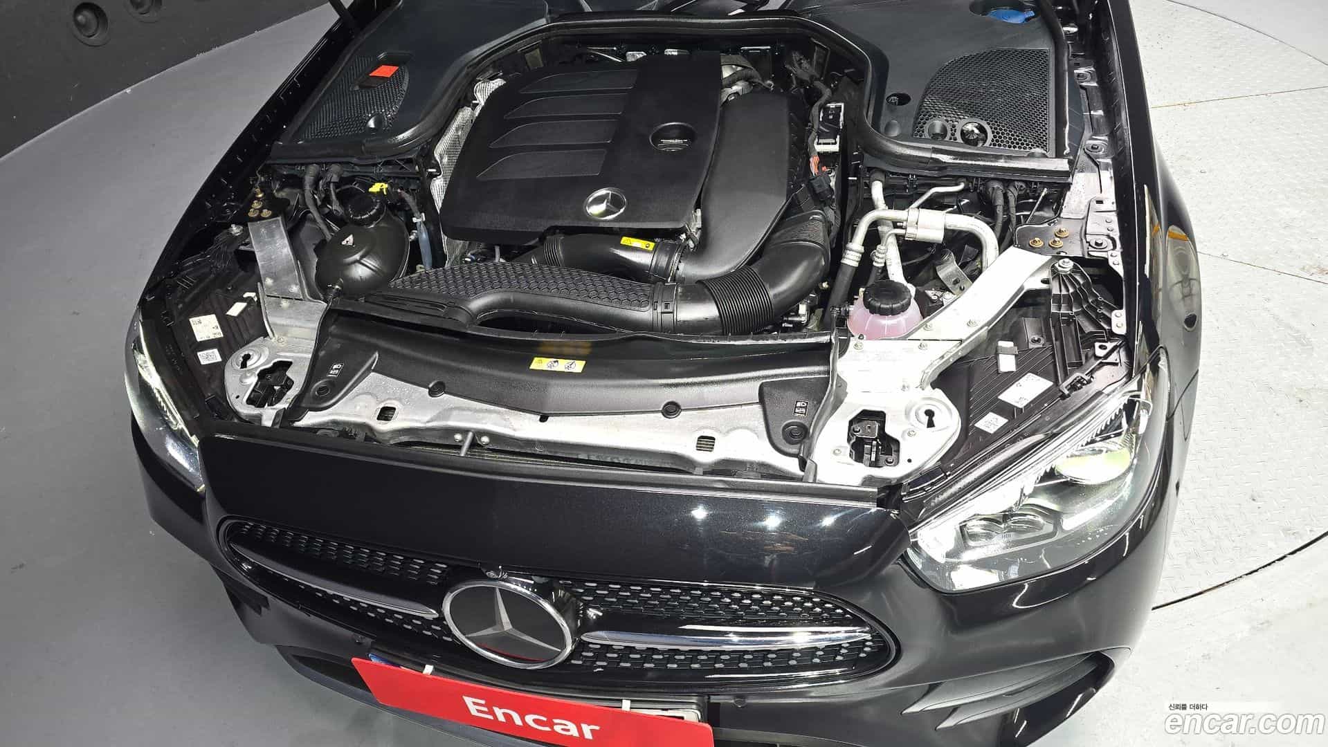 E-Class Mercedes-Benz 2022.5-INNER-006