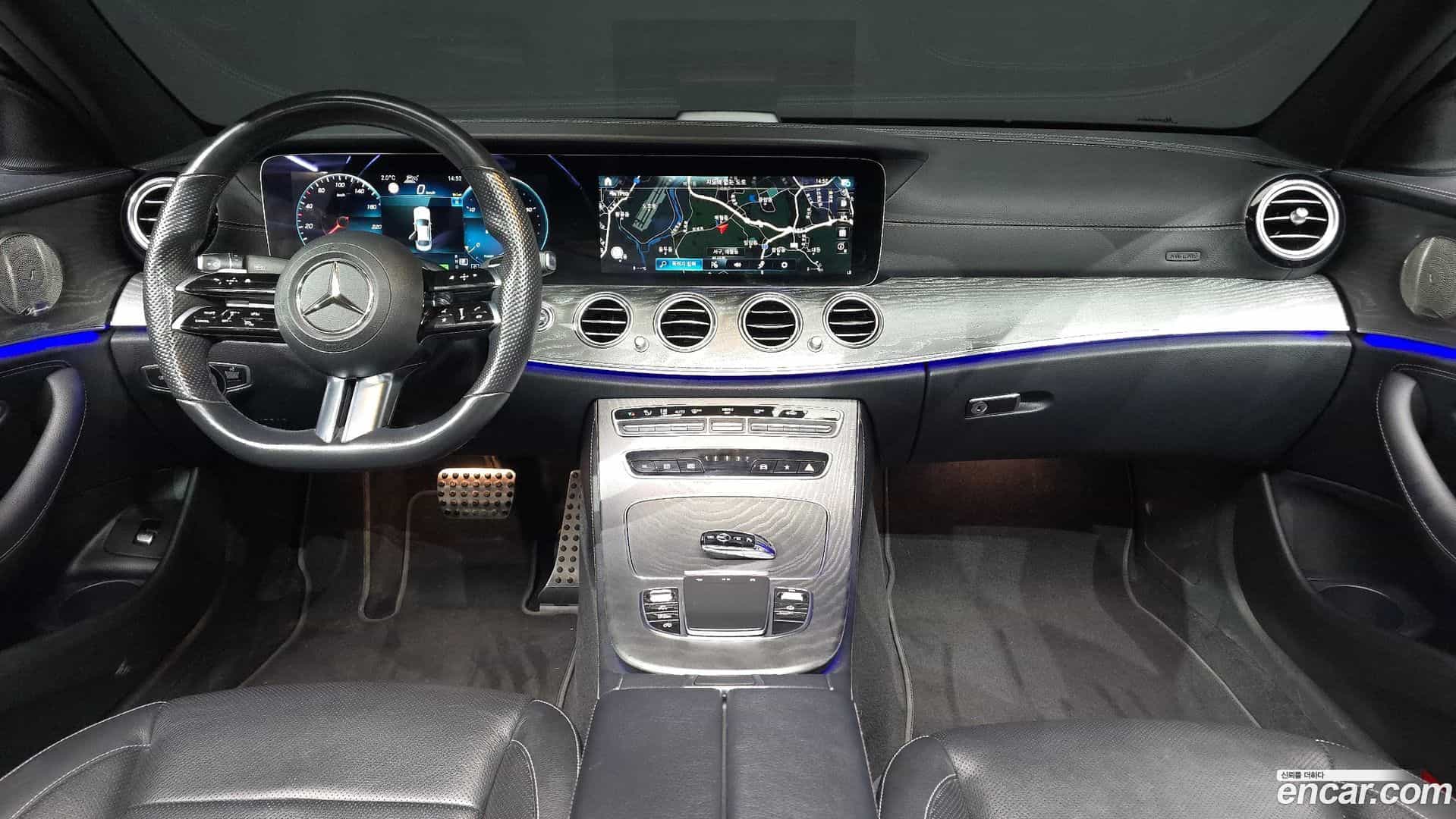 E-Class Mercedes-Benz 2022.5-INNER-007