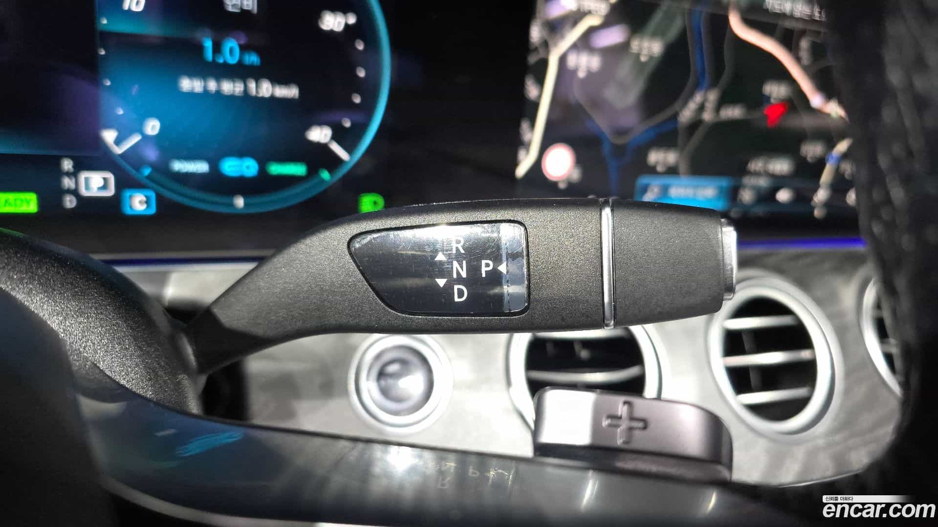 E-Class Mercedes-Benz 2022.5-INNER-009