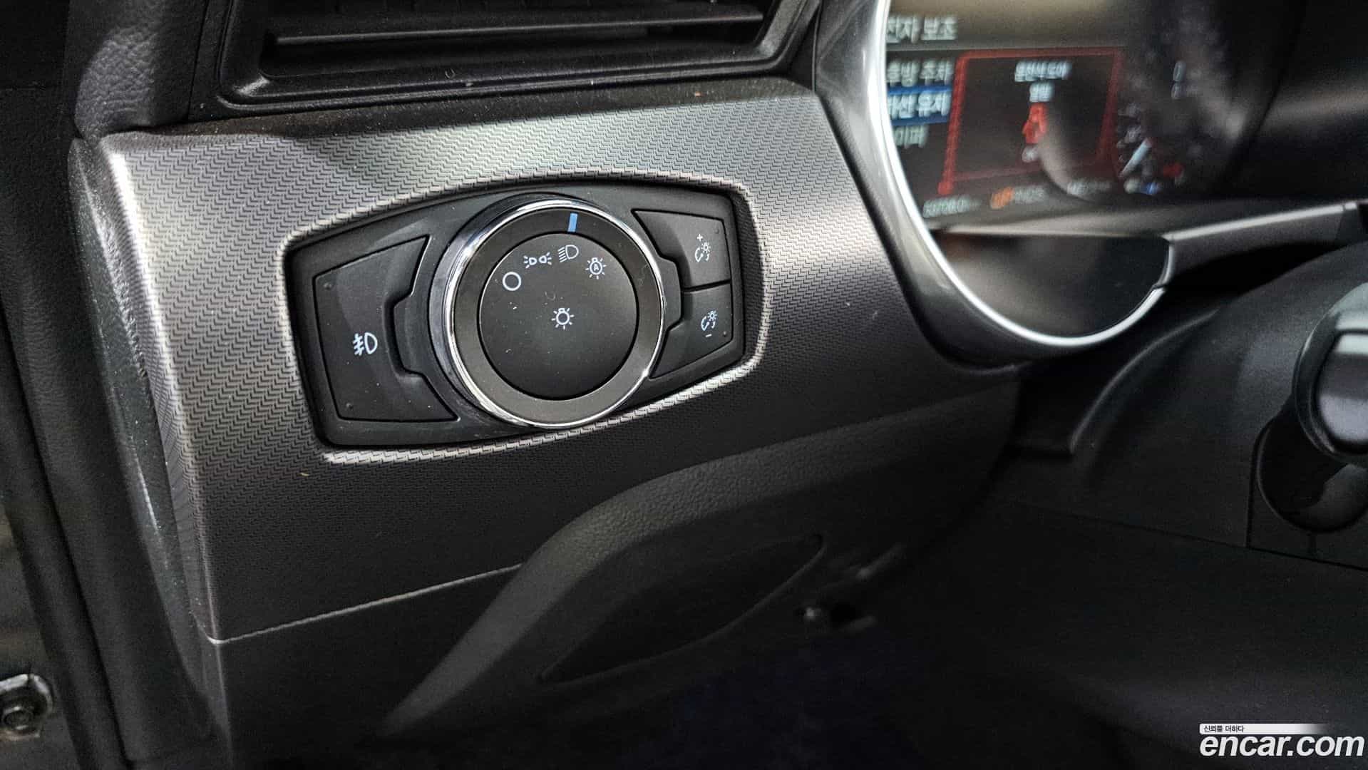 Mustang Ford 2020.3-OPTION-019