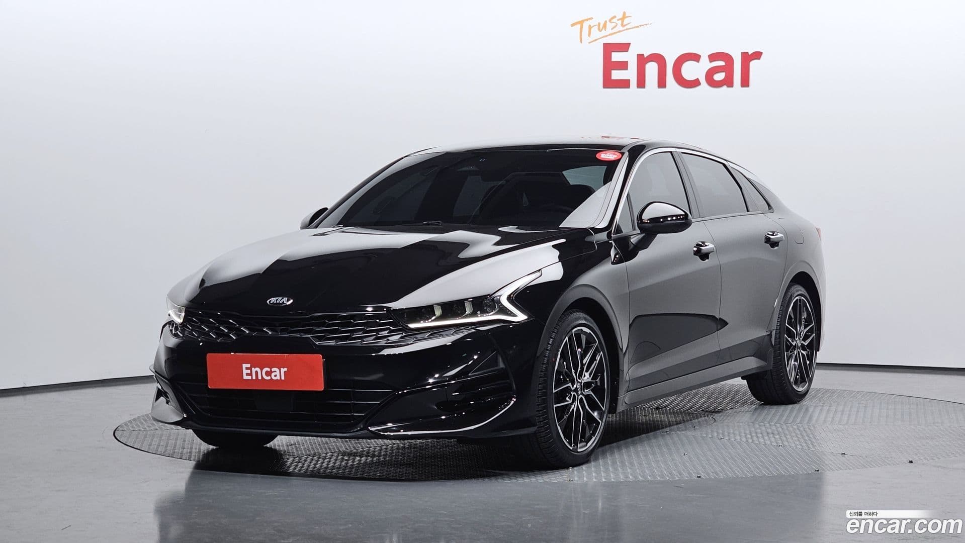Main__Slider__Photo:K5 Kia 2021.1-0