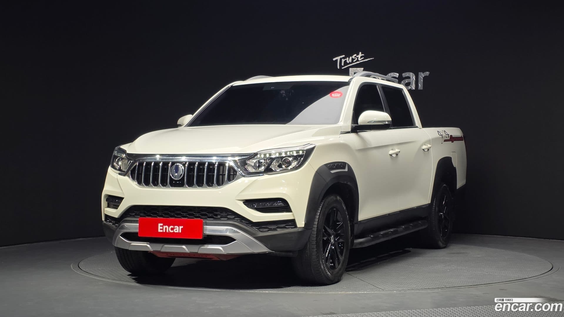 Main__Slider__Photo:Rexton KG Mobility 2020.8-0